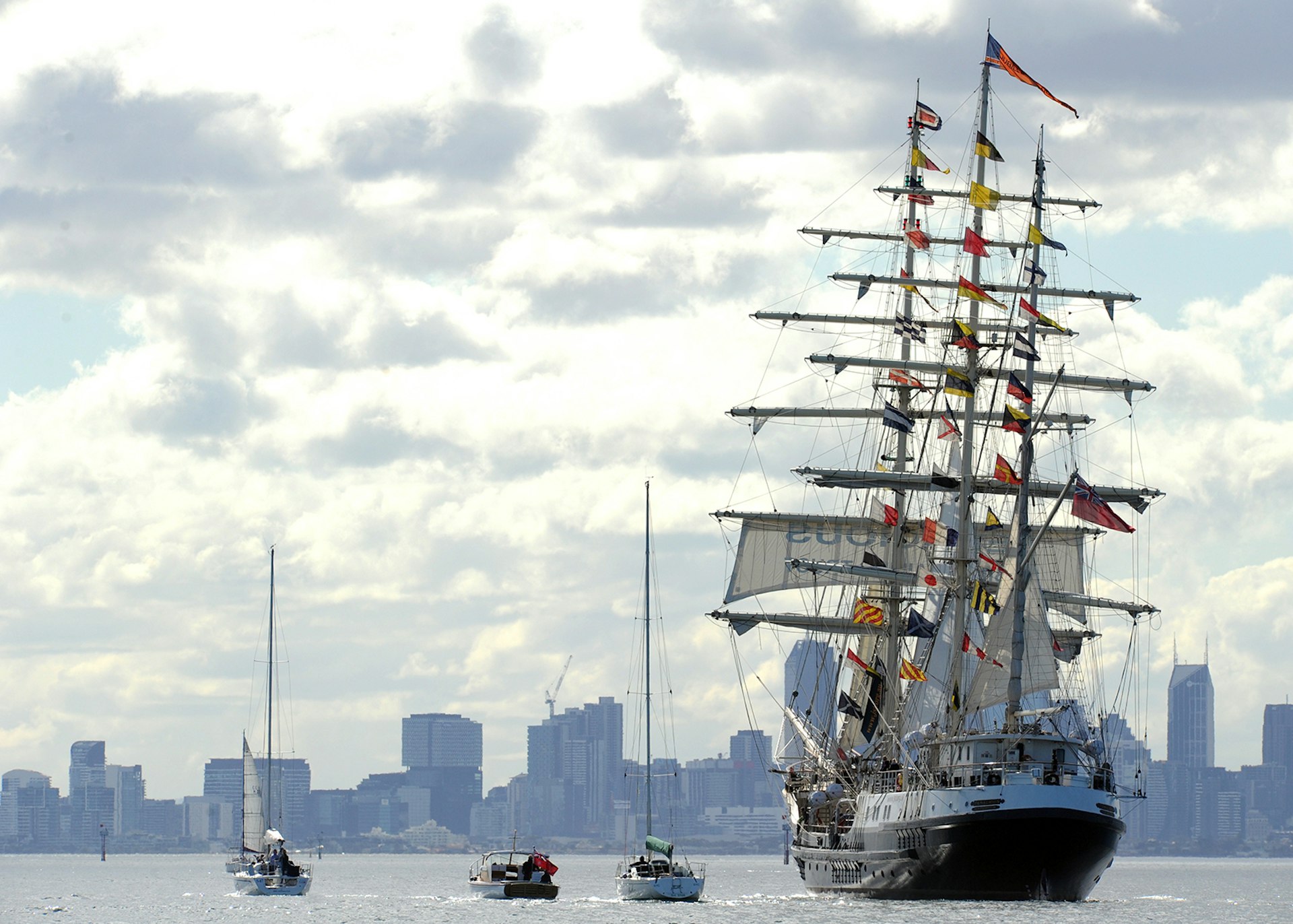 The SV Tenacious approaching Melbourne / Image courtesy of the Jubilee Sailing Trust