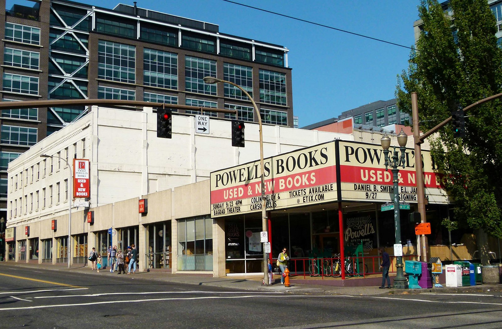 exterior view of Powell's books in Portland, a single-story bookstore