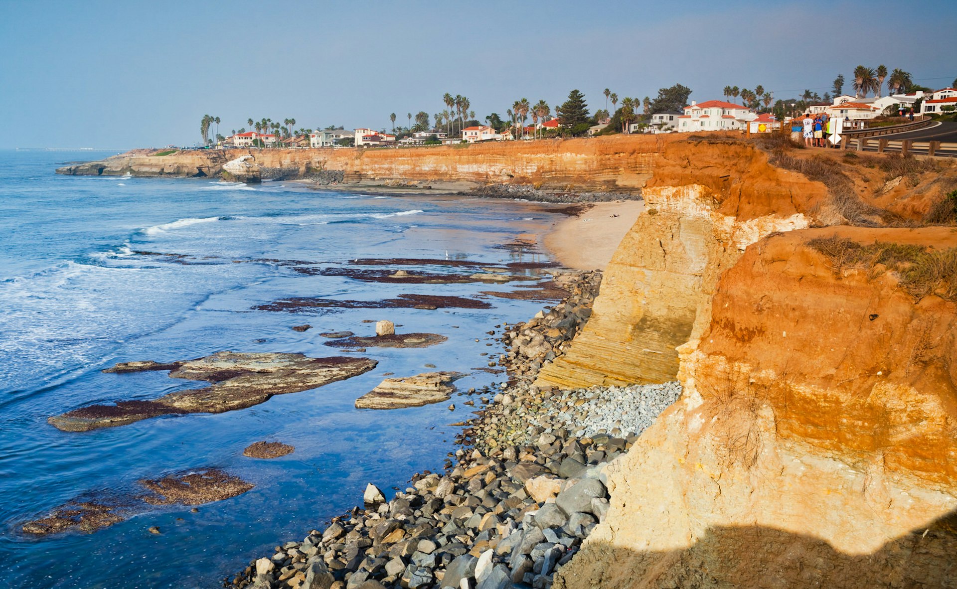 The craggy coastline of San Diego’s Sunset Cliffs © Dancestrokes / Shutterstock