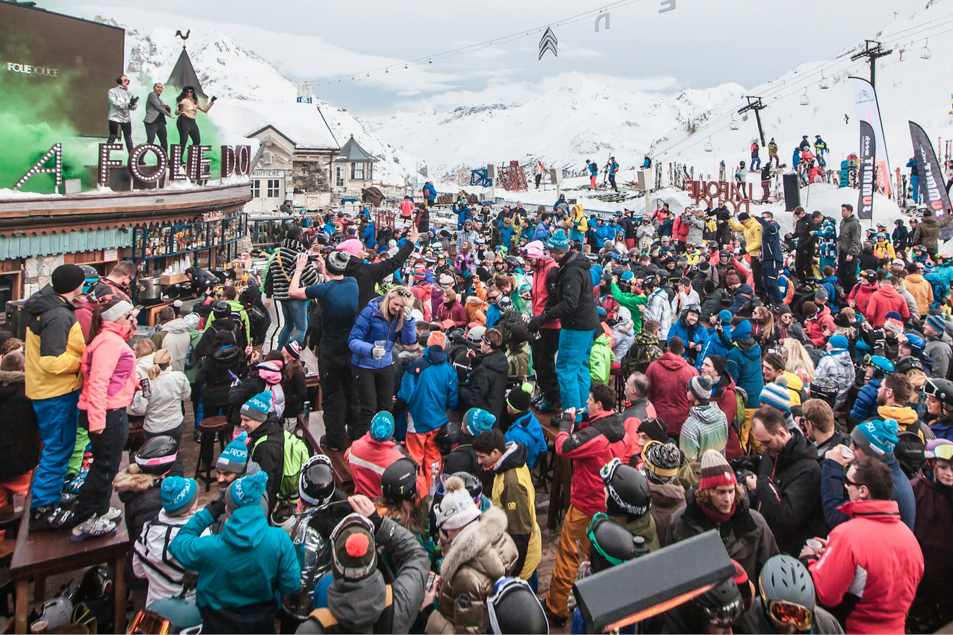Revellers dance on the tables in La Folie Douce in Val d'Isère © Val d'Isère