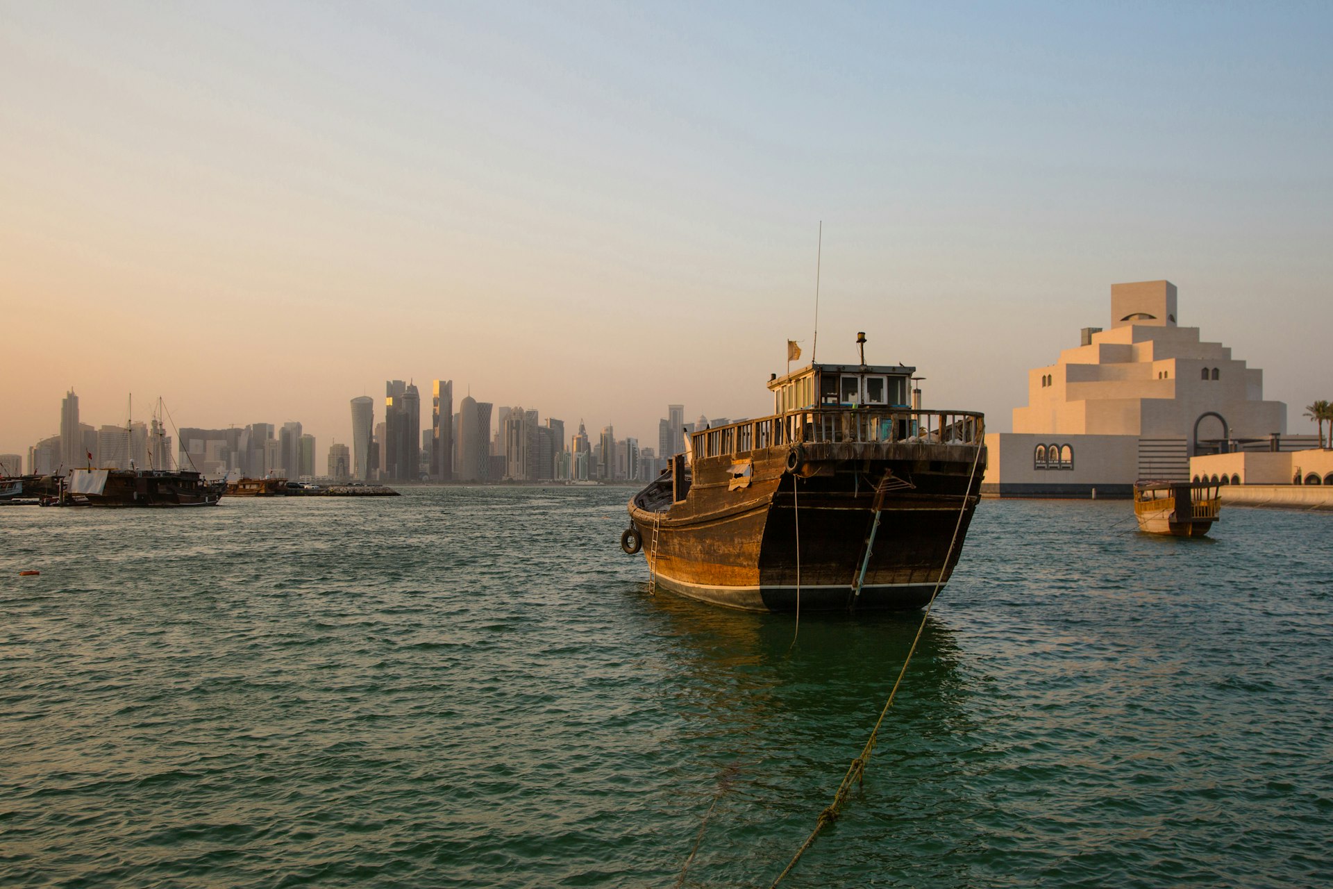 A traditional dhow in Doha, Qatar © Artie Photography (Artie Ng) / Getty Images