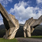 Tjentište memorial in Sutjeska national park, Bosnia & Hercegovina @ novak.elcic / Shutterstock