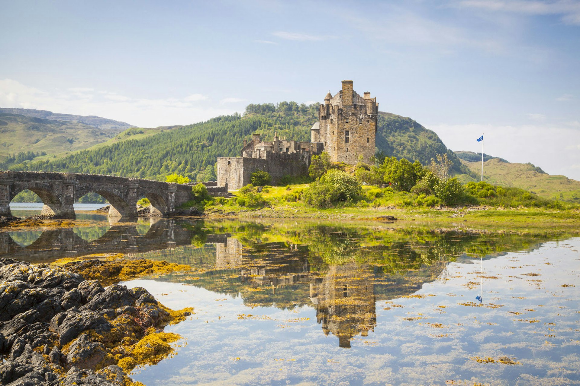Eilean Donan Castle, Scotland © Hartmut Albert / 500px