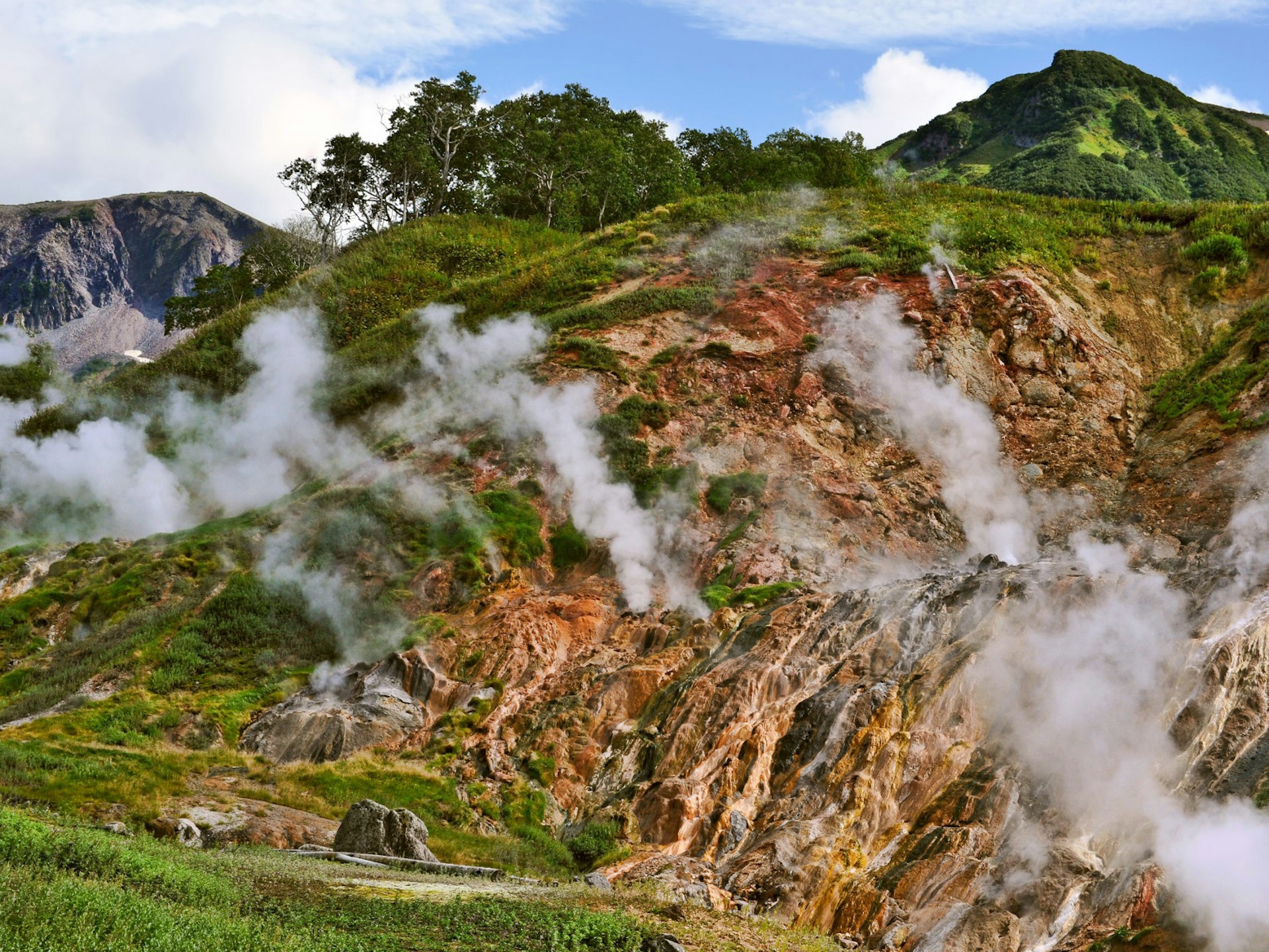 One of Kamchatka’s highlights, the steaming Valley of Geysers can be accessed only by helicopter © Alla / Shutterstock