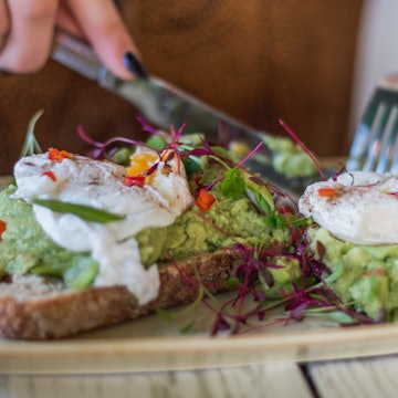 smashed avocado on toast