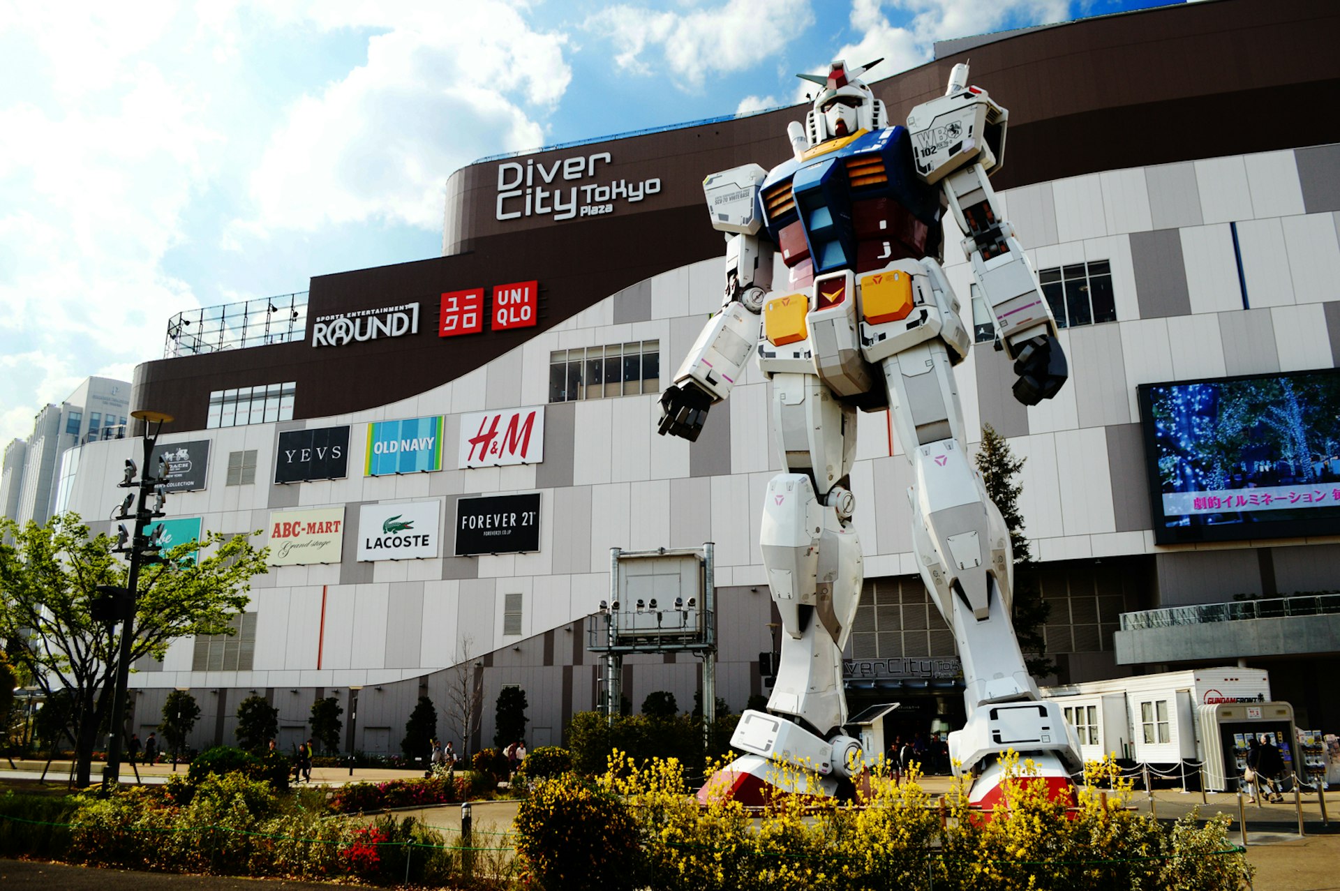 A Gundam robot on Obaida Island in Tokyo, Japan. 