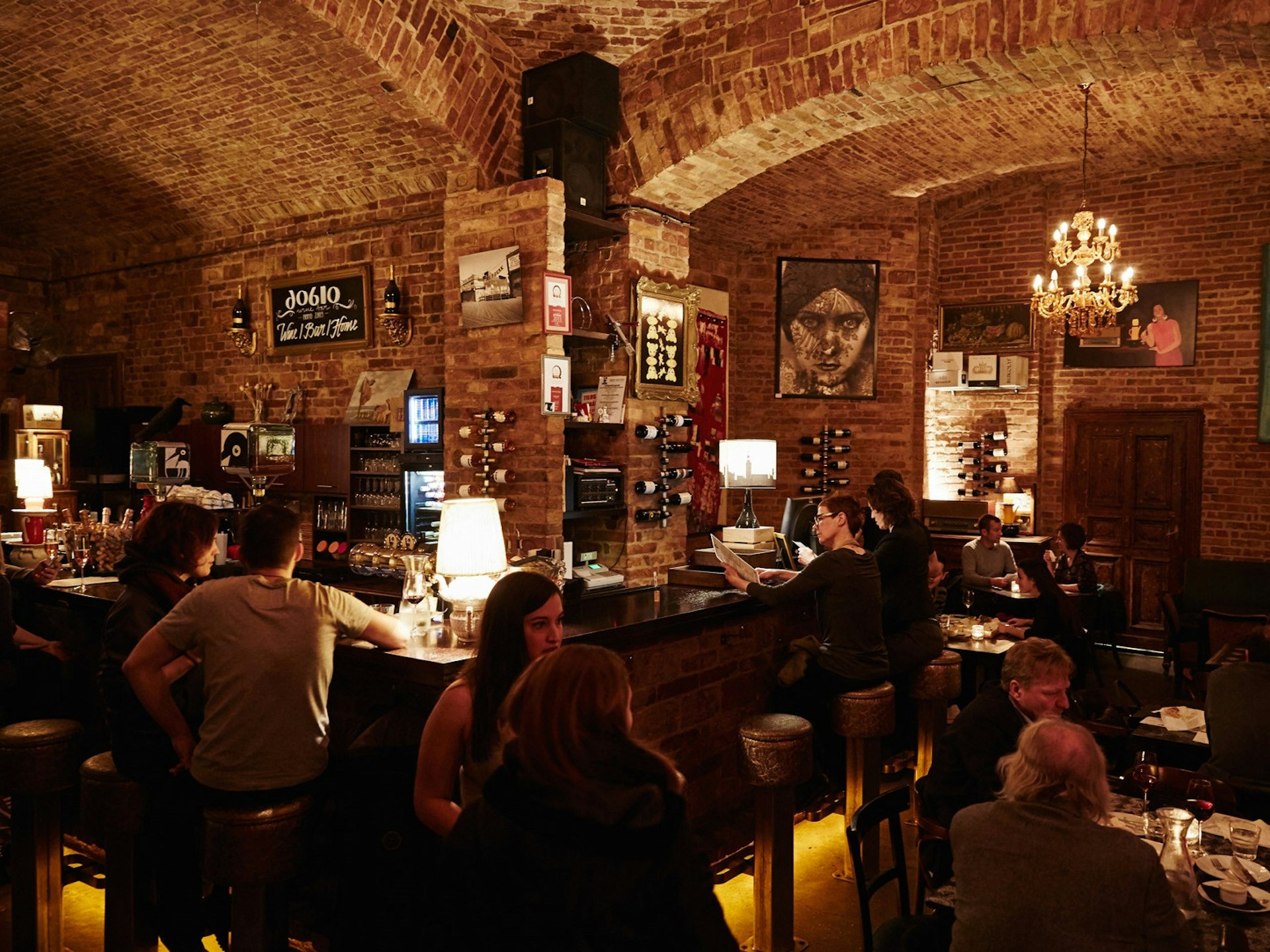 Doblo wine bar in Budapest is the place to try some excellent Hungarian artisanal cheeses © Doblo Wine Bar