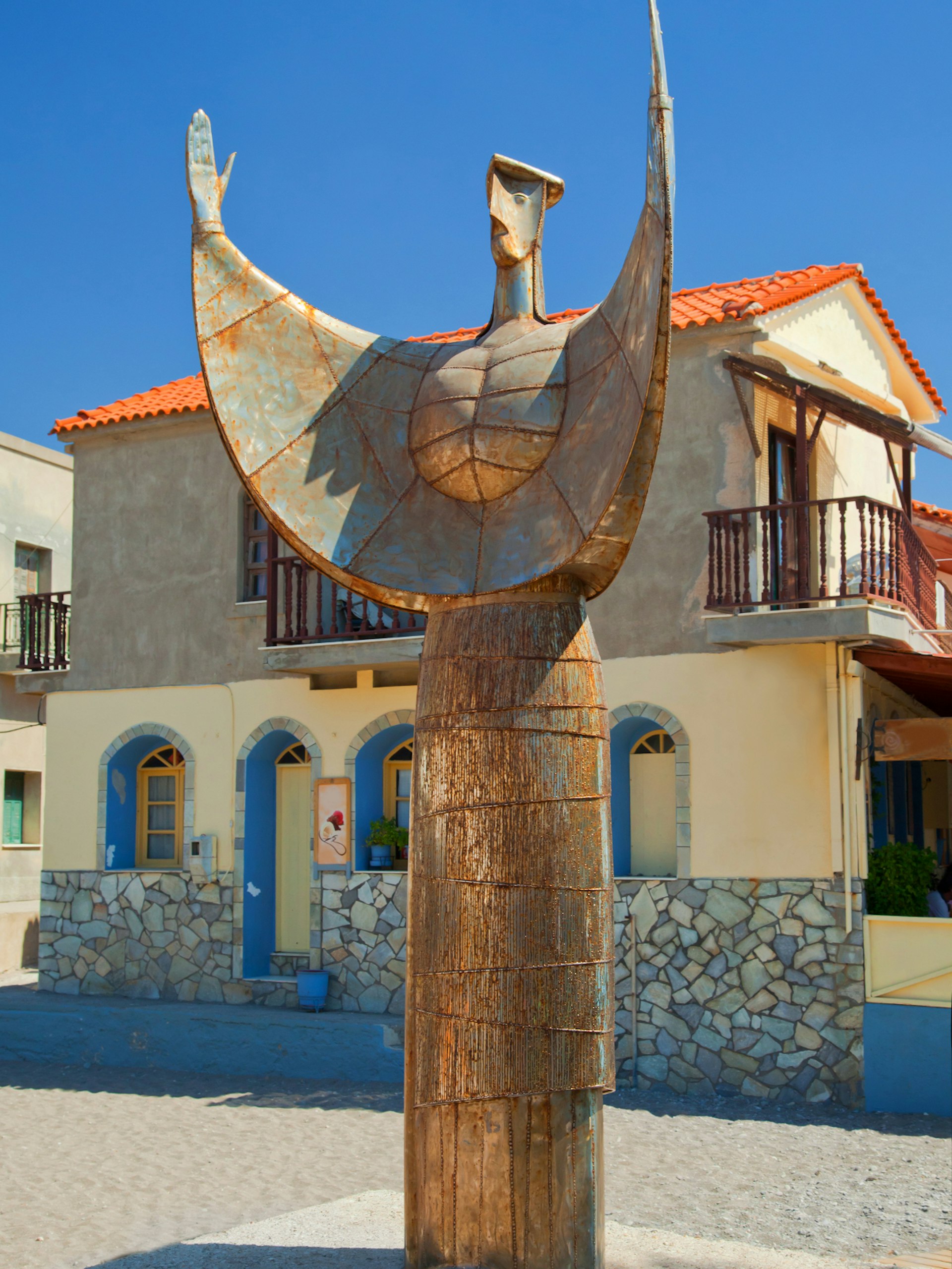 The statue of ancient Greek poet Sappho in her birthplace, Skala Eresou on Lesvos island © iremt / Shutterstock