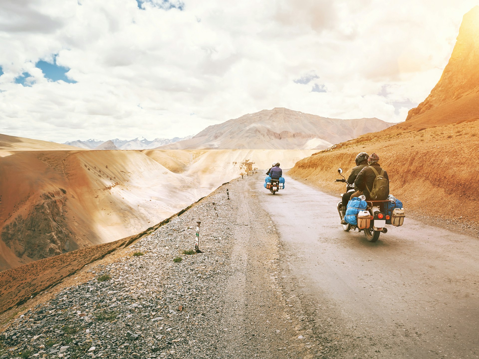 Riding motorbikes through the Indian Himalayas