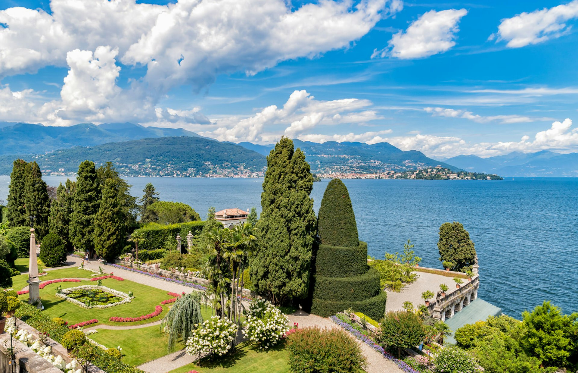 Cruise around the beautiful Borromean Islands on Lake Maggiore