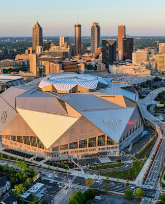 Atlanta's new stadium ready for business — except that roof