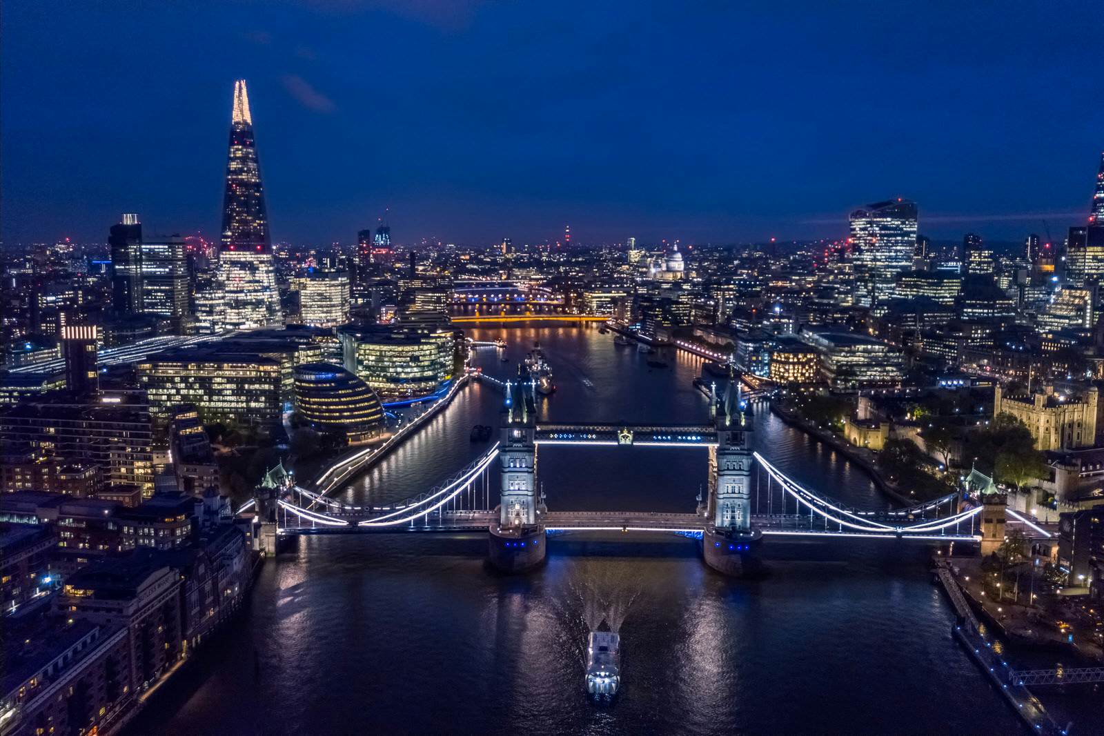 London through the ages: architectural insights into the capital's history - Lonely Planet