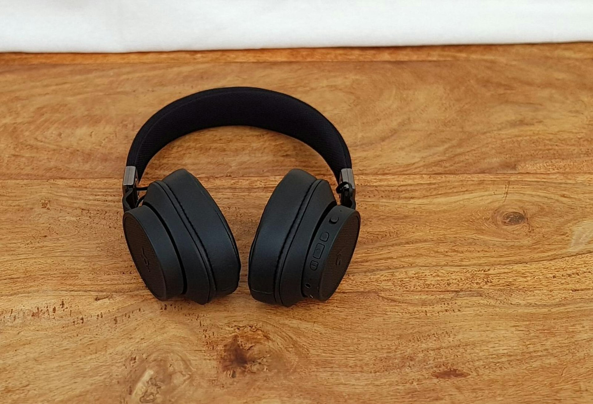 Kitsound District Headphones