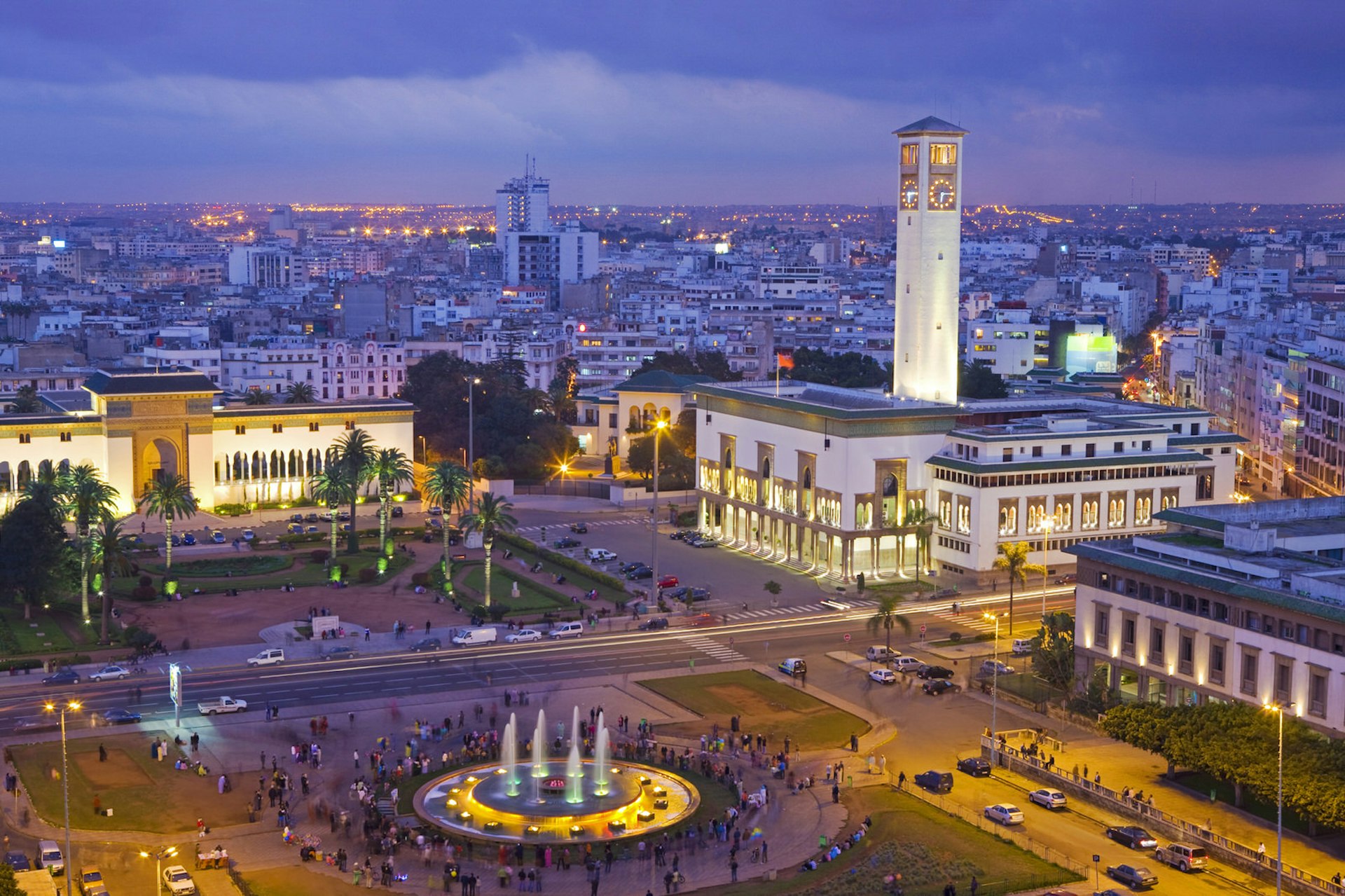 Morocco, Casablanca, Place Mohammed V. The Palais de Justice (law courts) building on the left and the Ancienne Prefecture (Old Police Station) on the right.