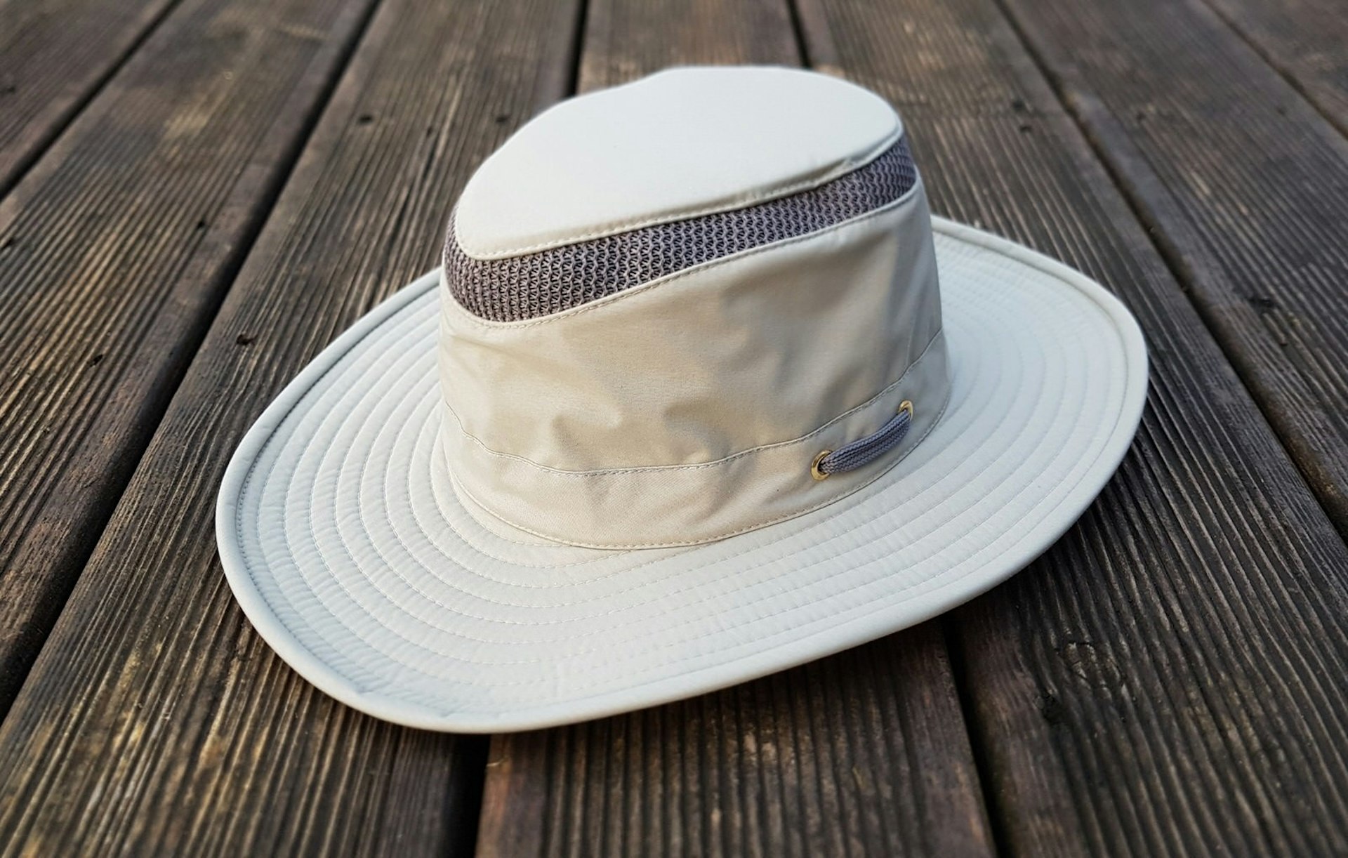 Airflow hat from Tilley