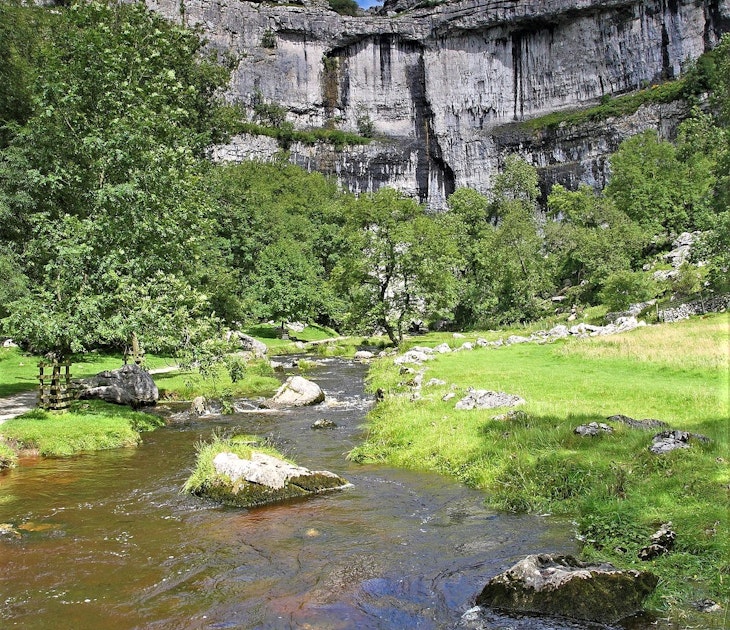 The high, curving cliff of Malham Cove
