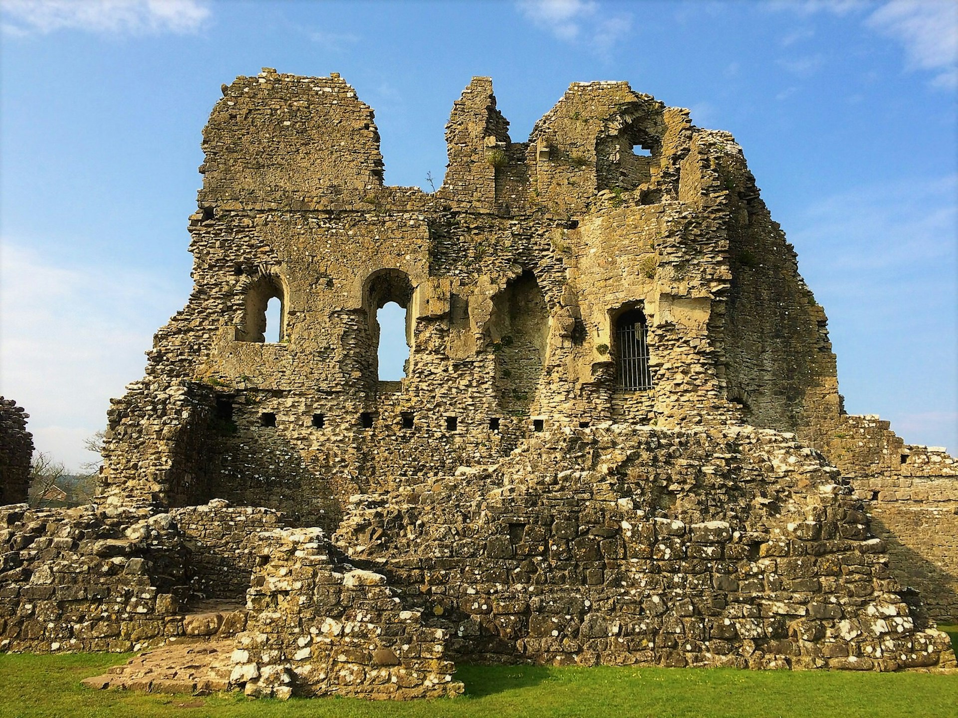 Cardiff day trip - The ruins of Ogmore Castle in south Wales are Grade I listed ruins, rumoured to be haunted © Clifton Wilkinson / Lonely Planet