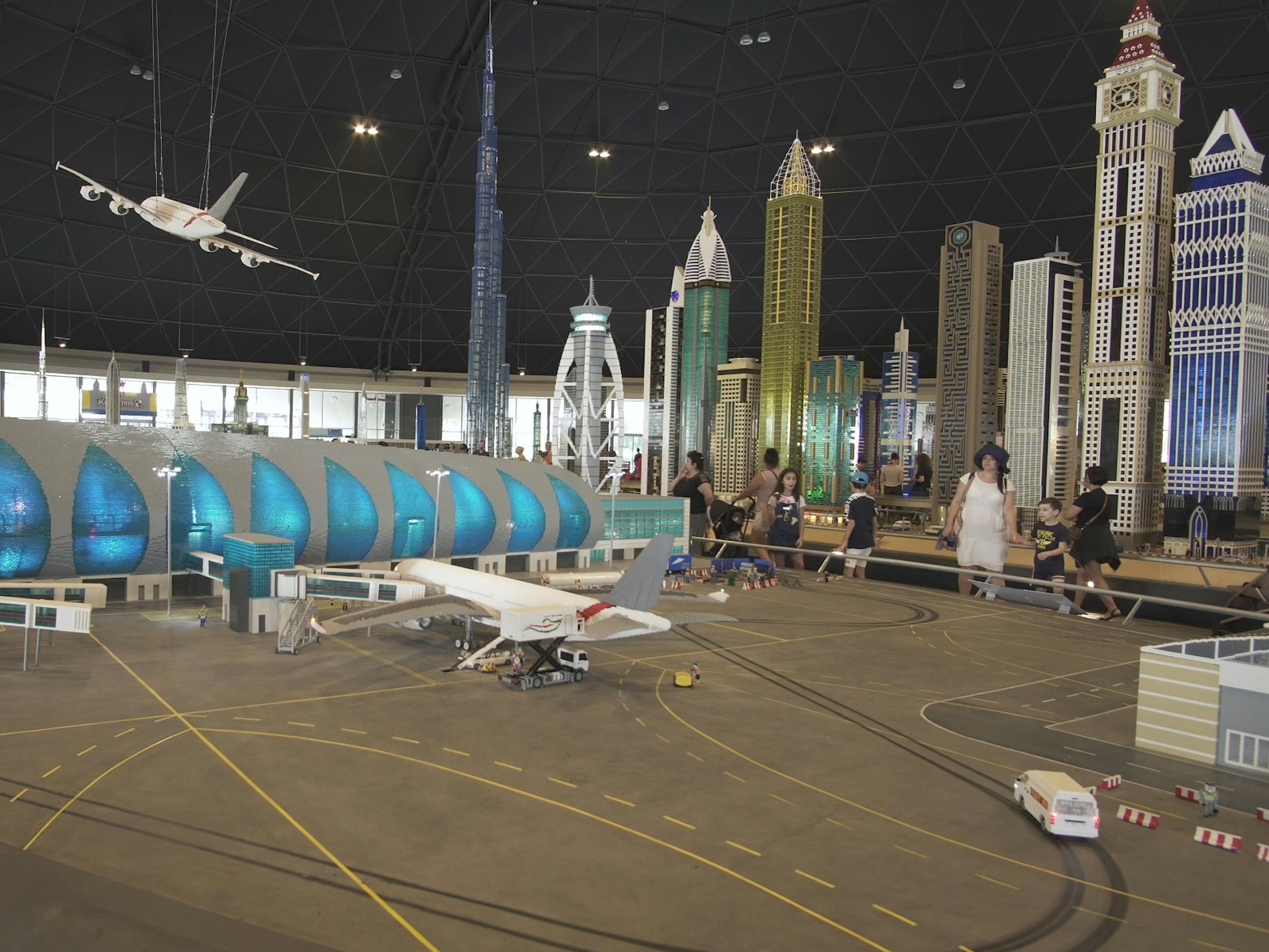Disney alternatives - The magnificent model airport at LEGOLAND® Dubai 