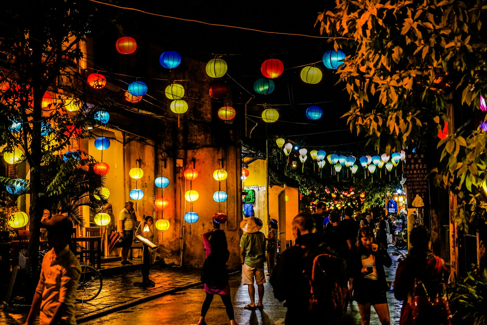 Sunsets, Lanterns And Art: Free Things To Do In Hoi An – Lonely Planet -  Lonely Planet