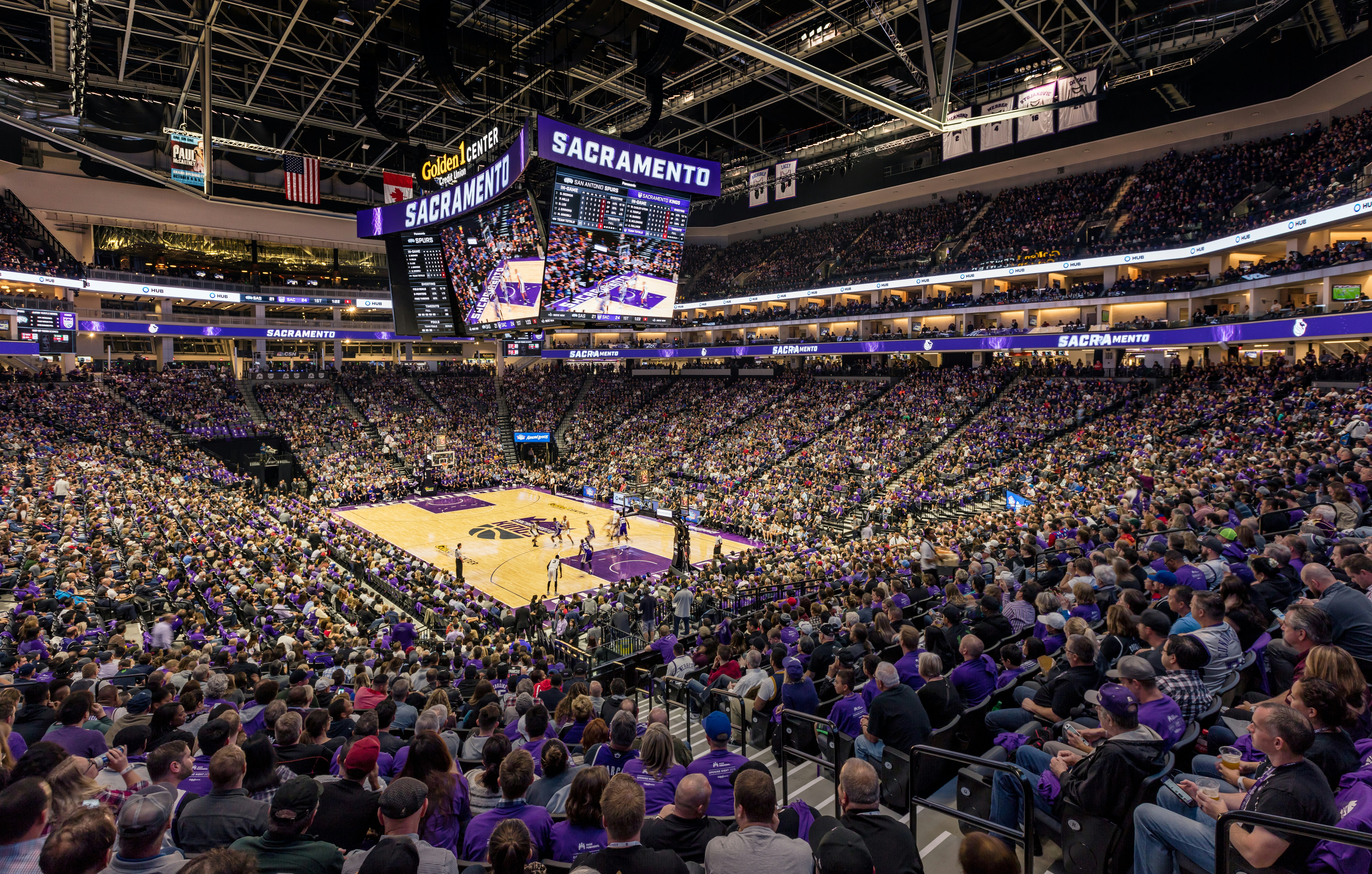 H1 center. Golden 1 Center. Sacramento. Golden 1 Center in Sacramento.. Los Angeles Kings Arena. Sacramento Kings Golden one Center.