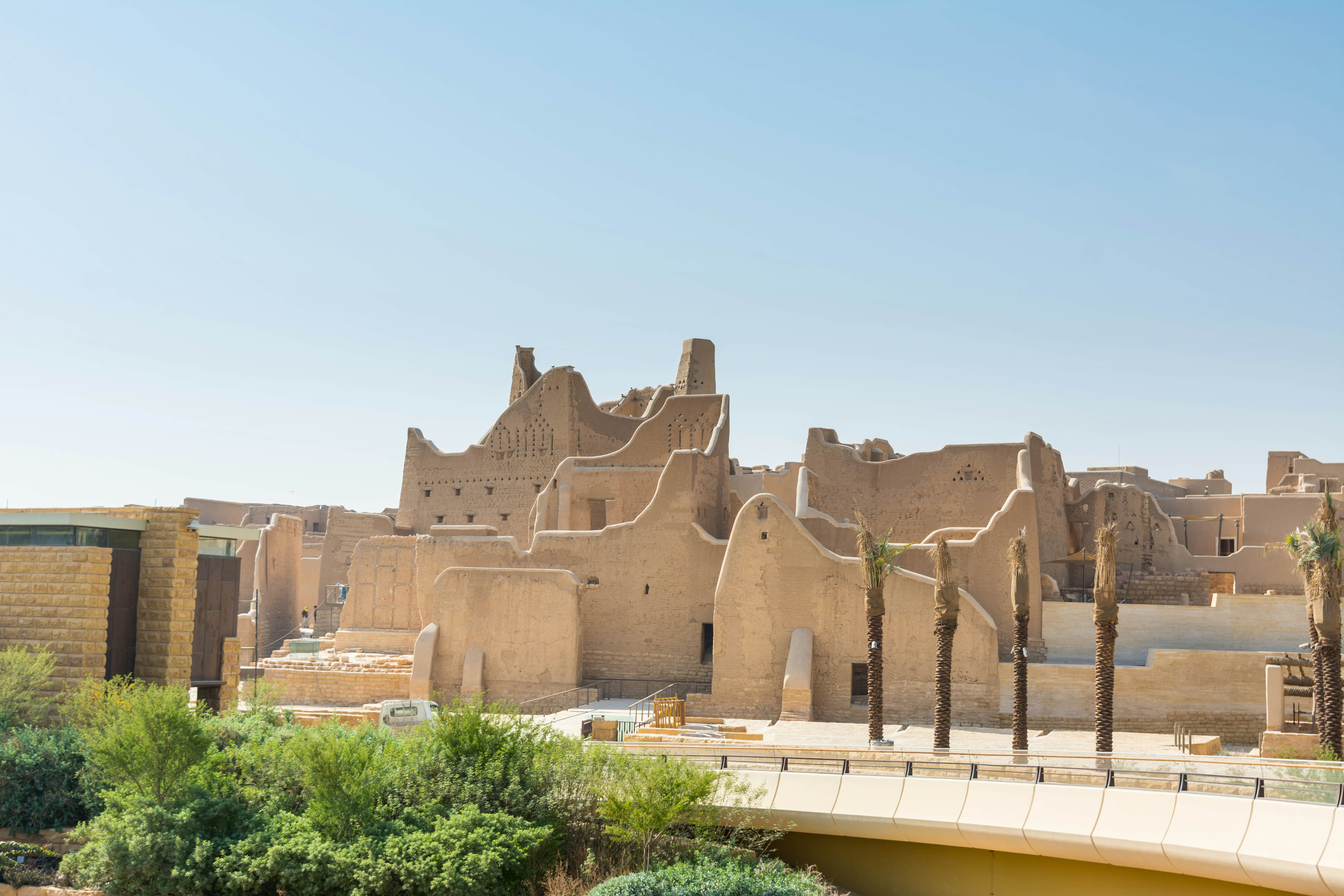 Mud-brick palaces and buildings