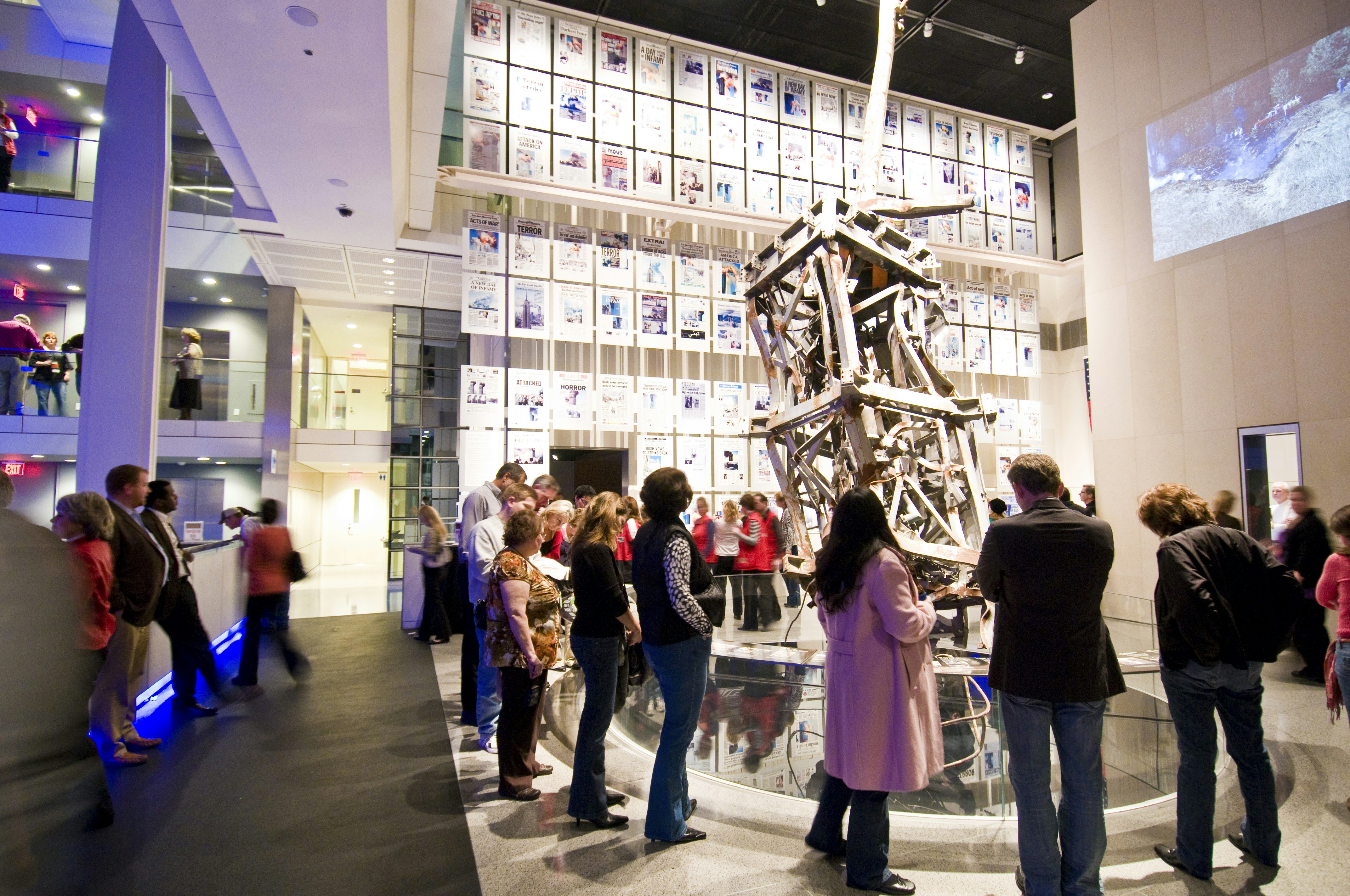 Newseum's 9 11 Gallery