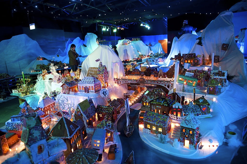 Nighttime display of Bergen's gingerbread city