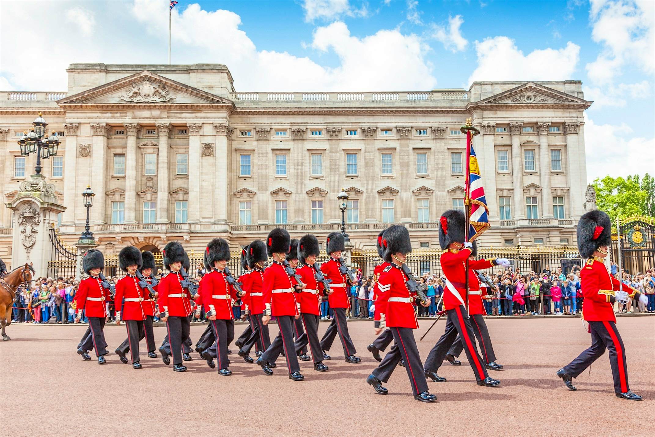 The Queen is looking for a planner to oversee Buckingham Palace