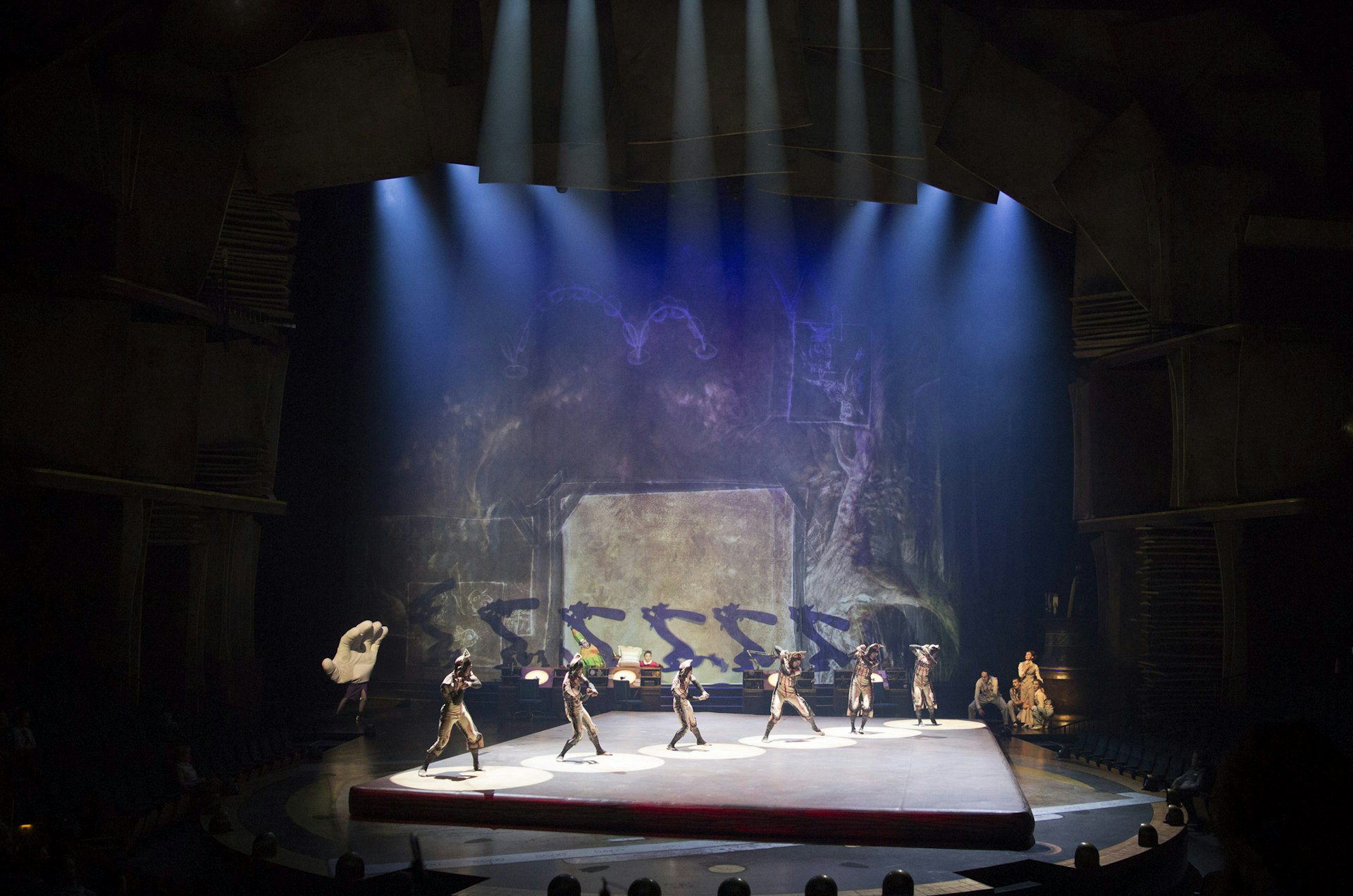 Cirque du Soleil performers on stage