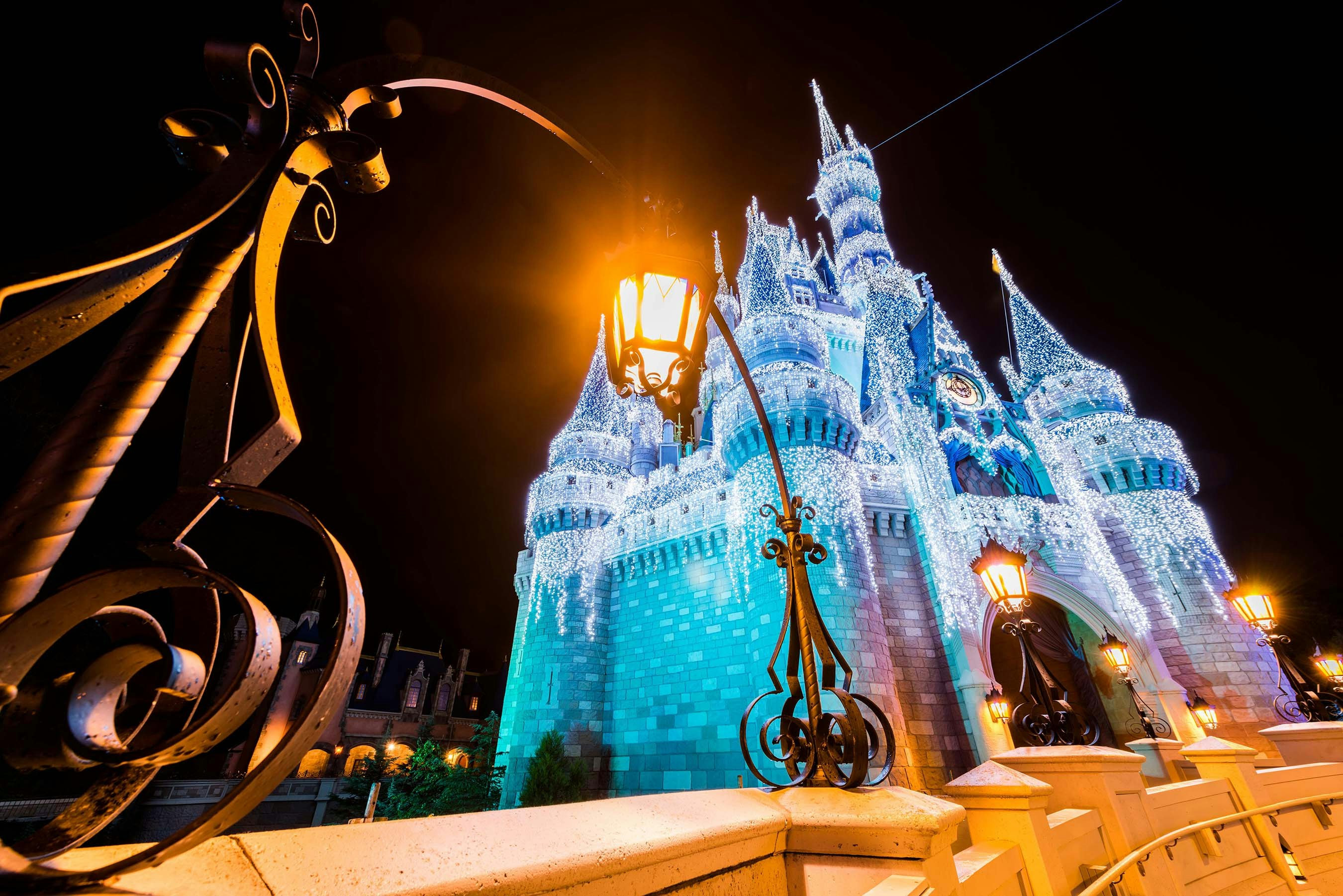 An illuminated Cinderella Castle in Walt Disney World