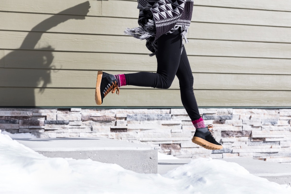 10 Winter Leggings To Buy To Keep You Warm & Cozy
