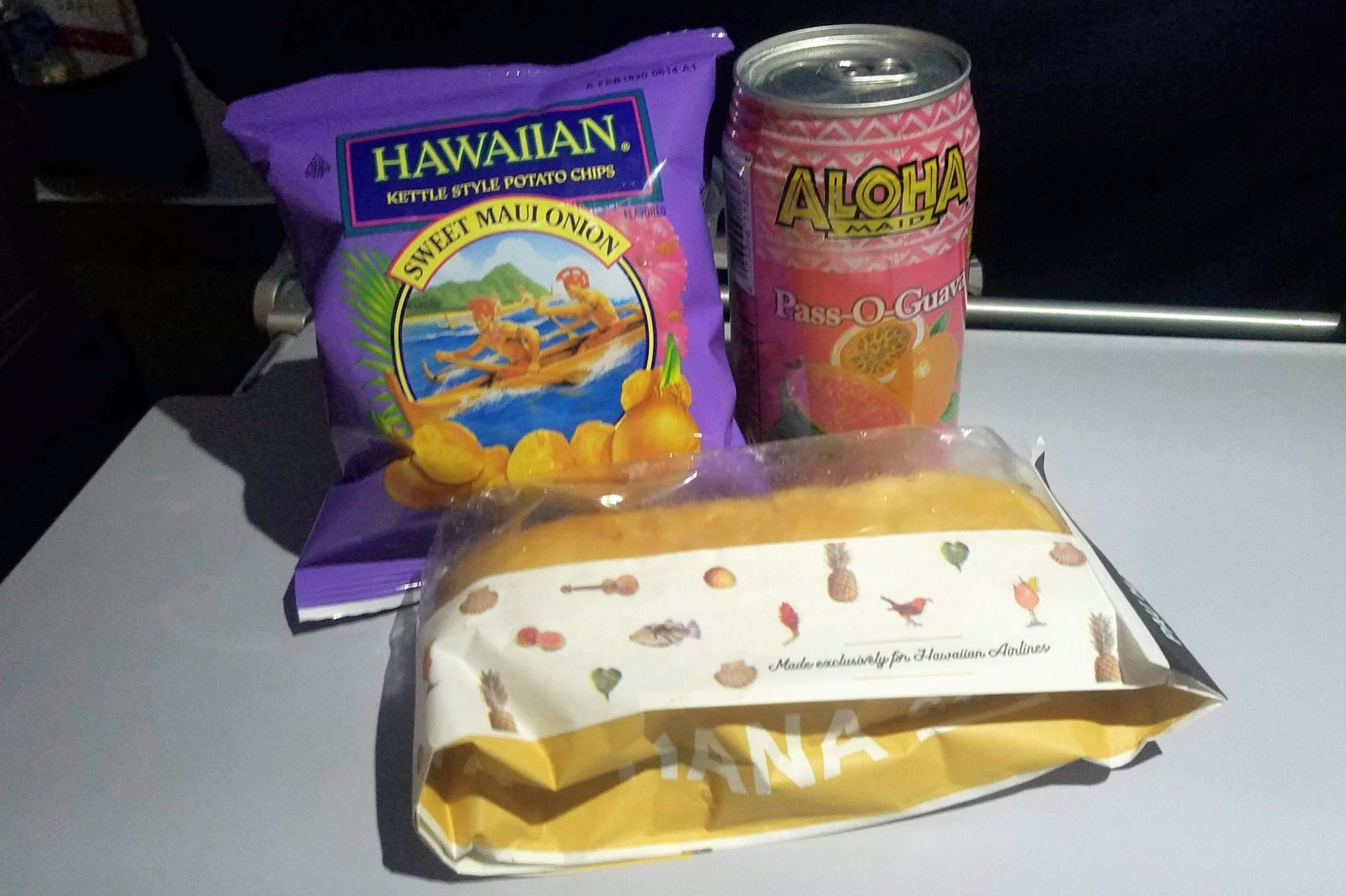 A look at a light hot meal on board a Hawaiian Airlines flight