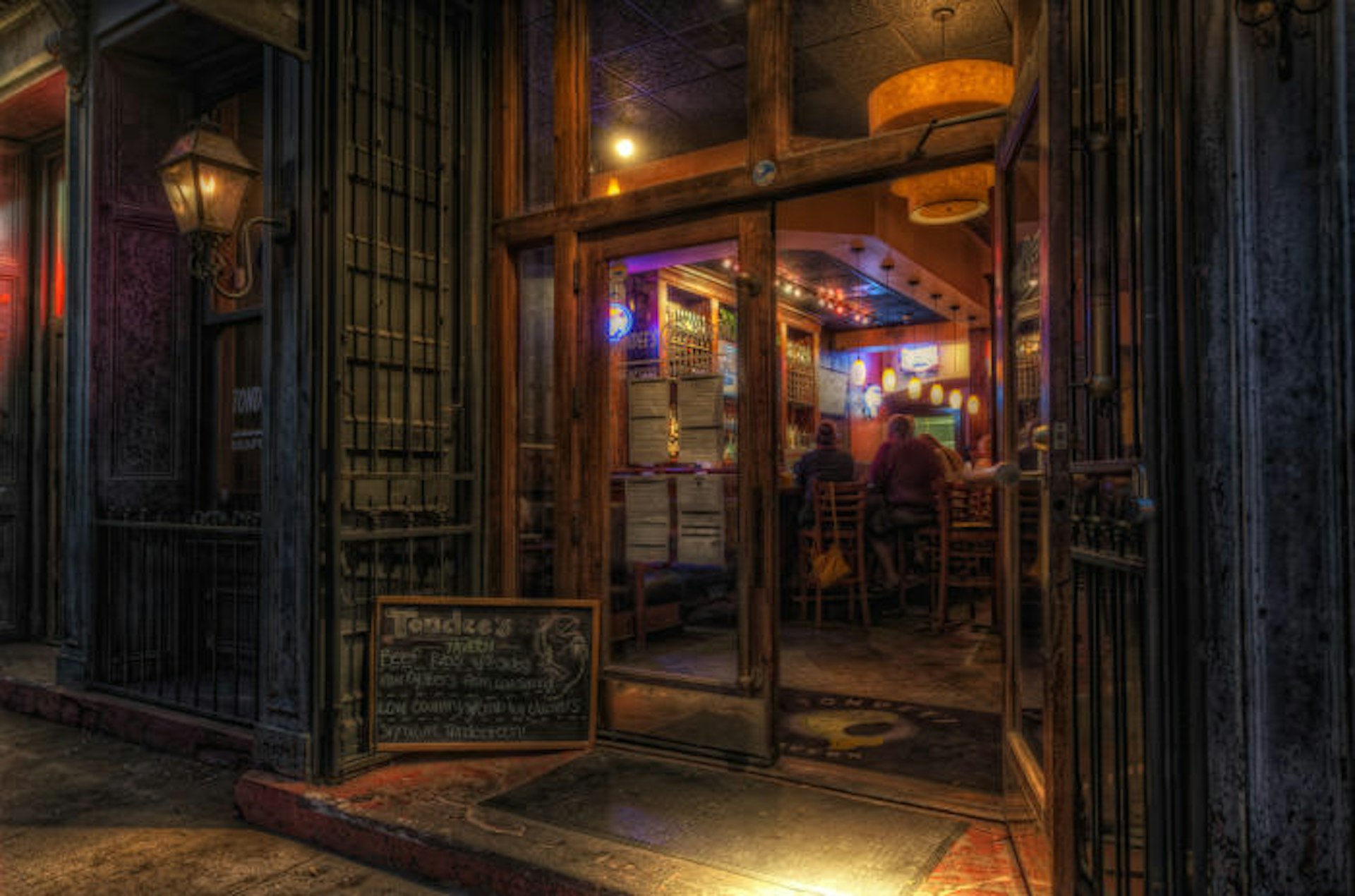 The exterior of a spooky-looking bar in Savannah
