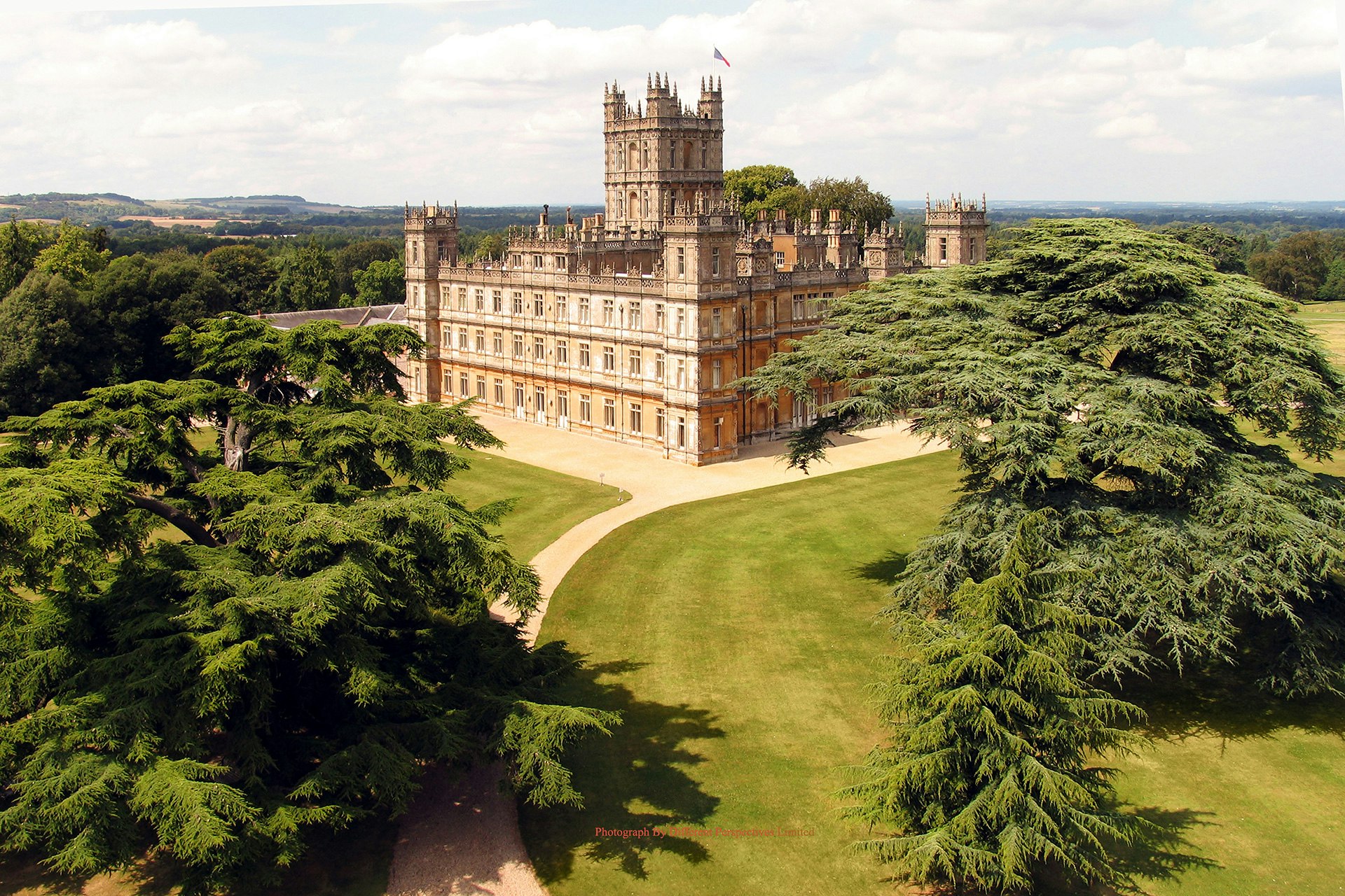 Highclere-Castle_JL1_Image credit_ _Highclere Castle_ .jpg