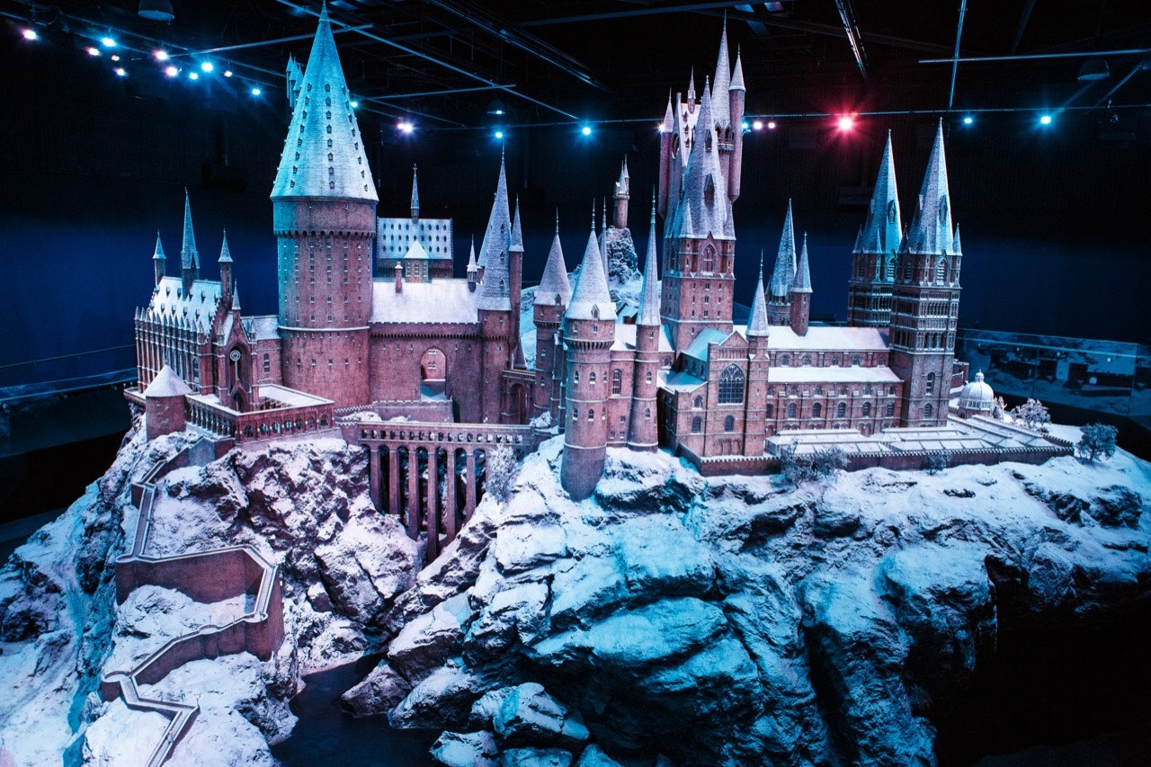Hogwarts castle model in the snow (6).jpg