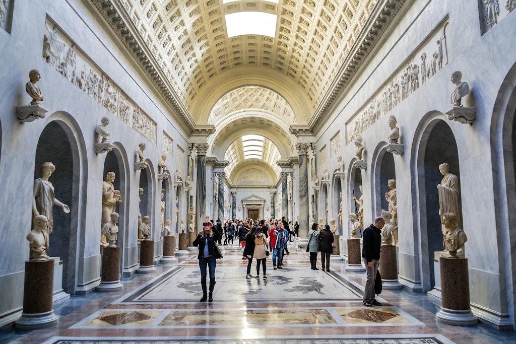 Must-know travel tips for first-timers in Italy - Lonely Planet