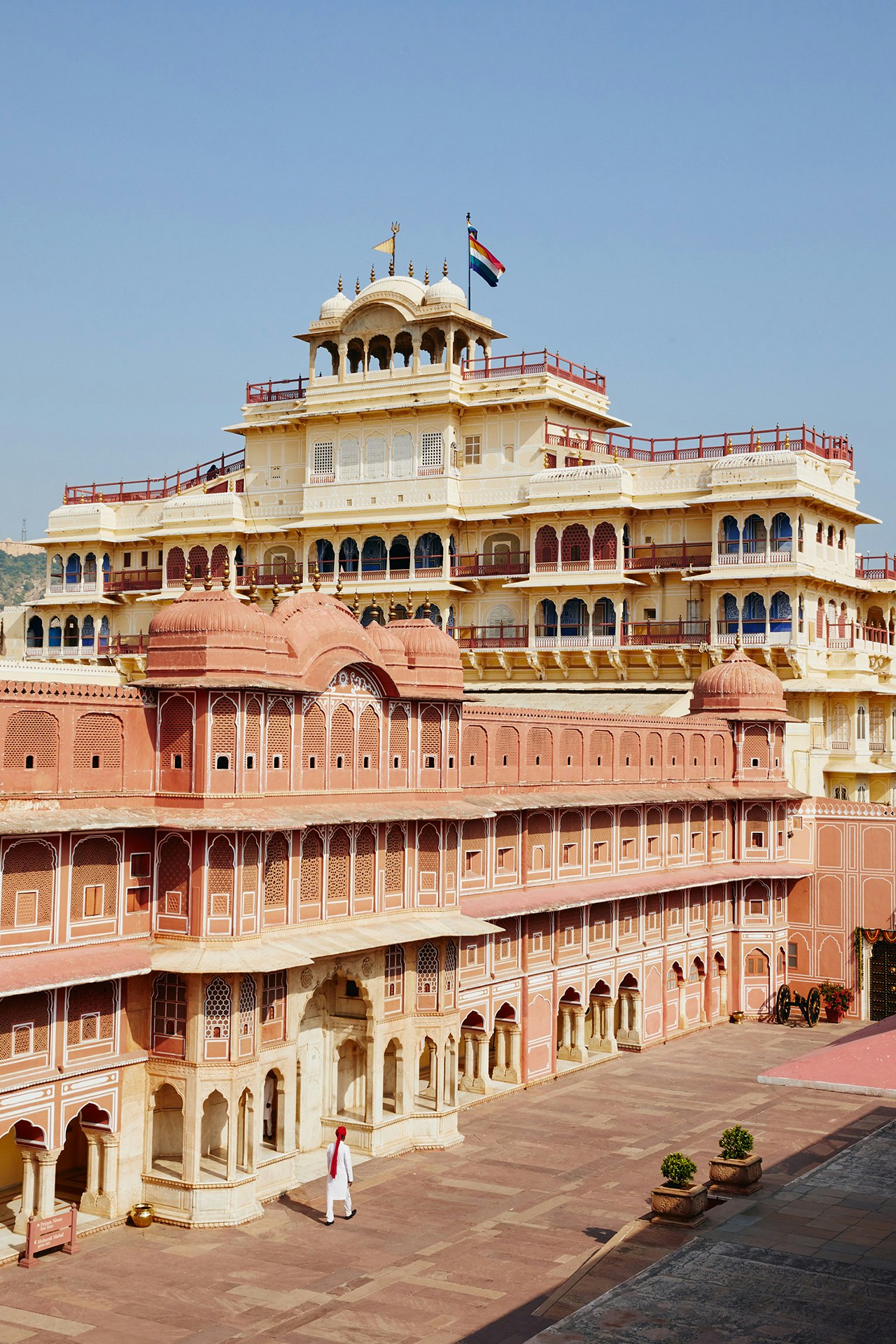 The exterior of the City of Jaipur palace