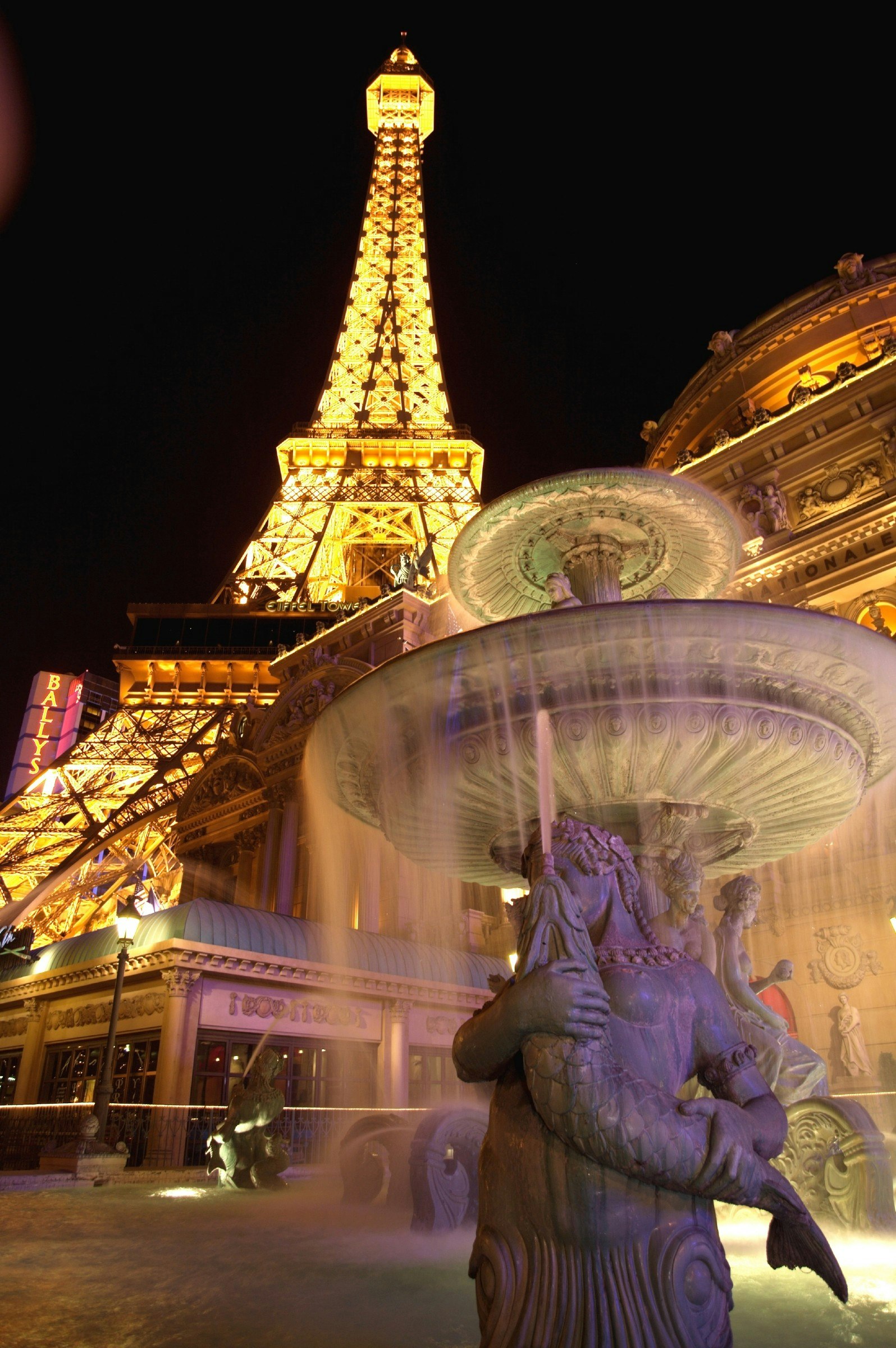 Fountains in front of Eiffel Tower replica, with Ballys Casino sign in background .jpg