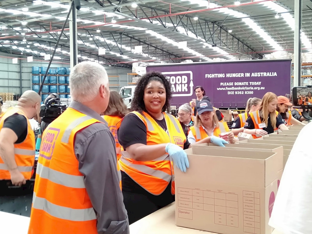 Lizzo helping out at Foodbank Victoria