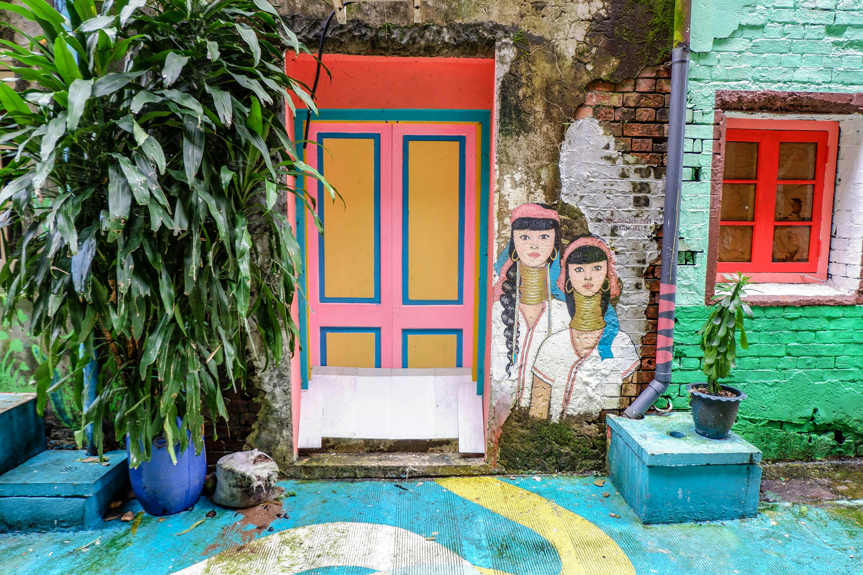 Painted doorway in Yangon