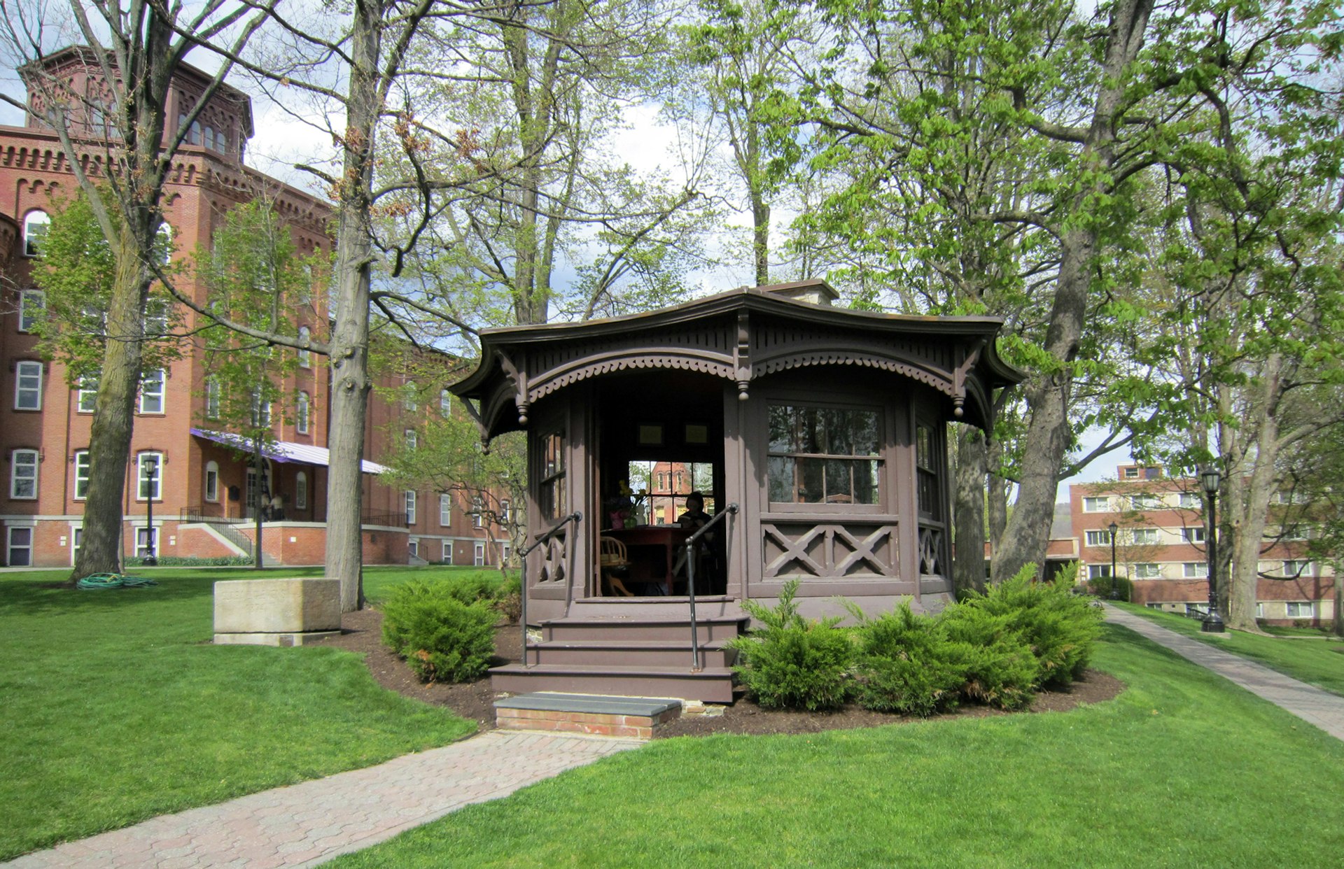 Mark Twain's octagonal study, built on the grounds of Quarry Farm in Elmira