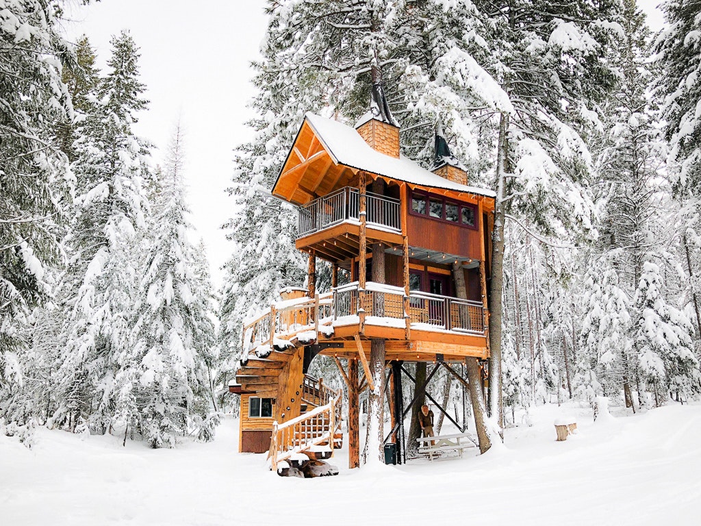 Montana Treehouse Retreat near Glacier Park.jpg
