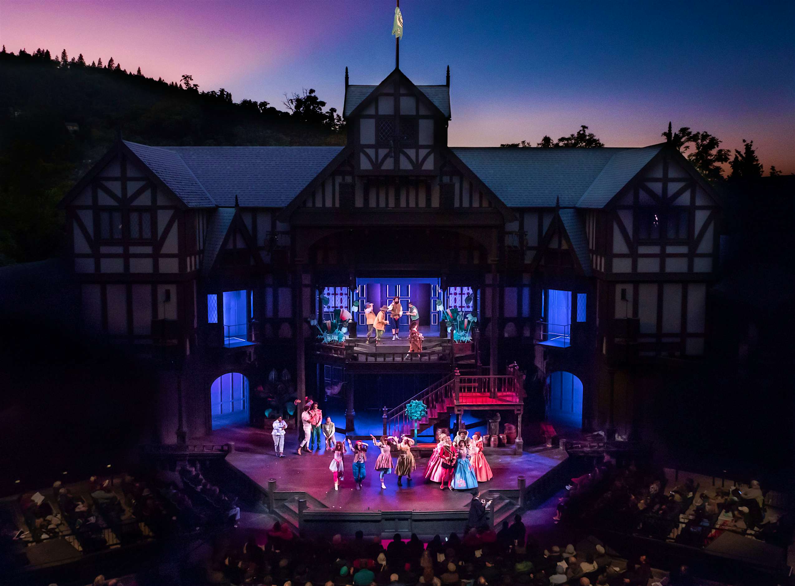 Don't miss the best of Ashland, Oregon, from literary festivals to