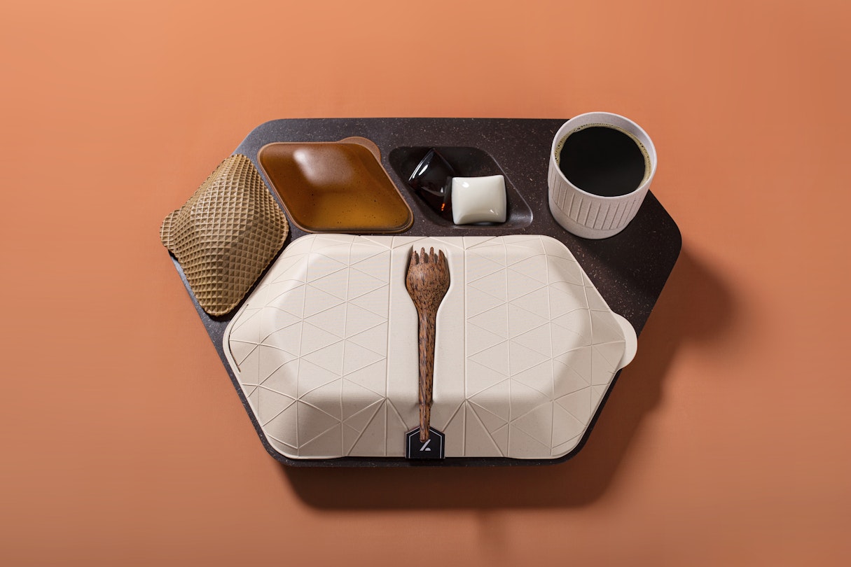 Are these edible meal trays the future of in-flight dining