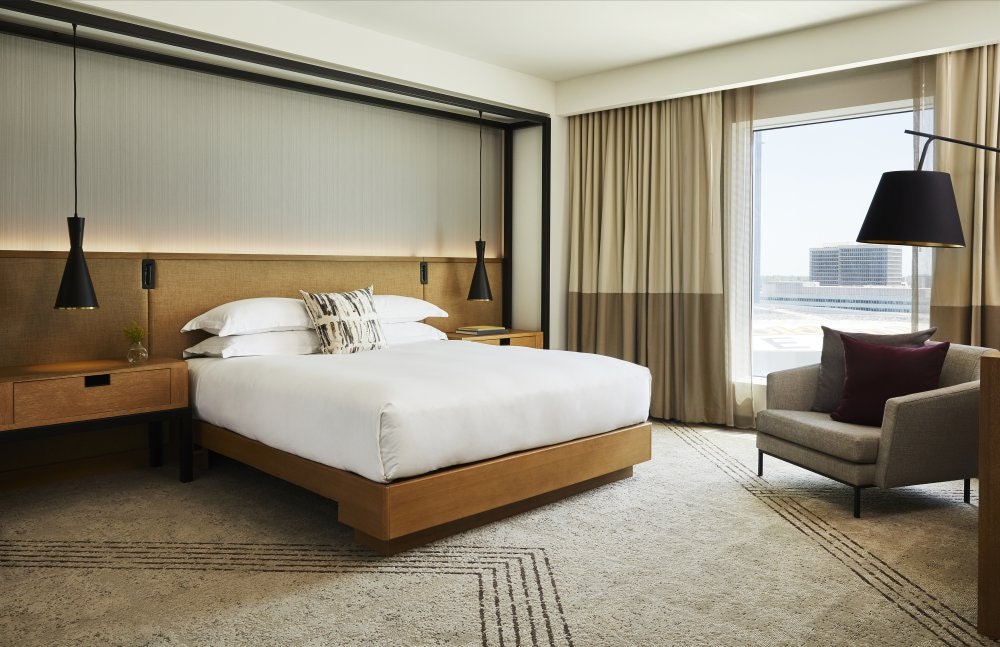 King-size hotel bedroom.jpg