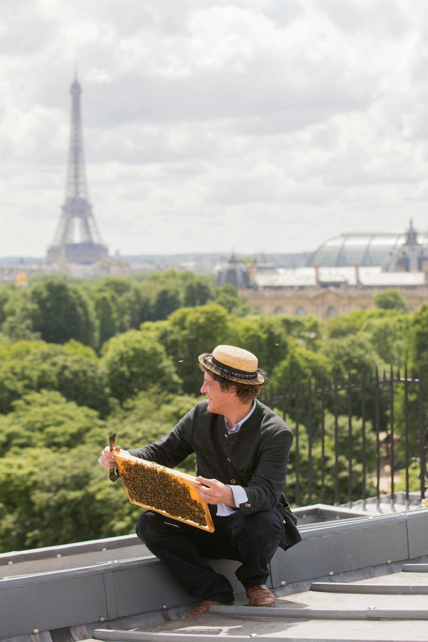 Paris Beekeeper