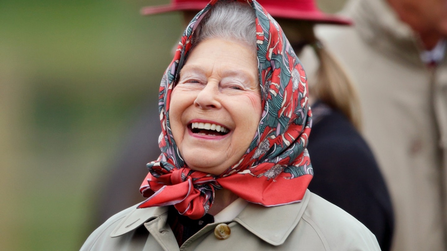 queen prank american tourist