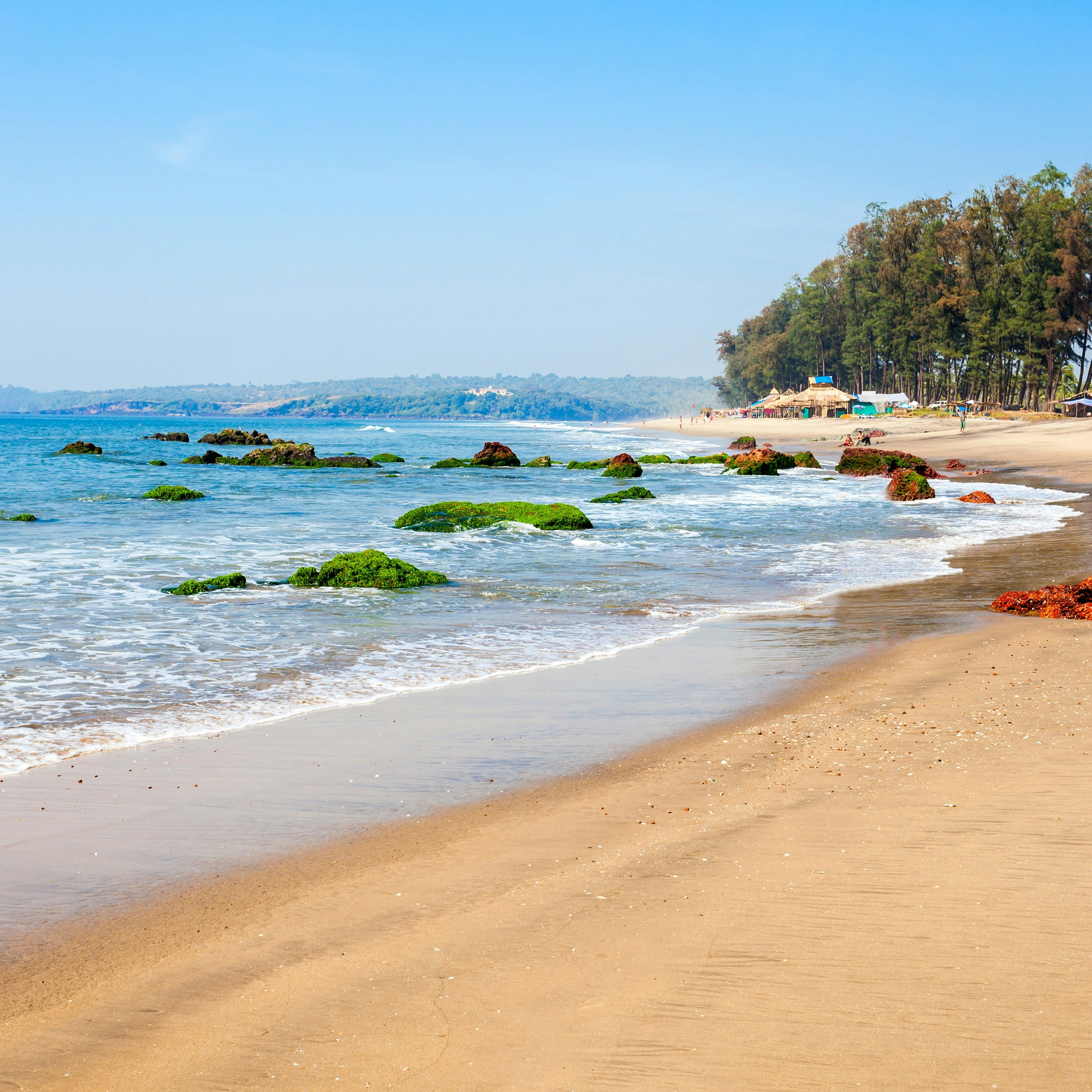 Querim_beach_Goa.jpg