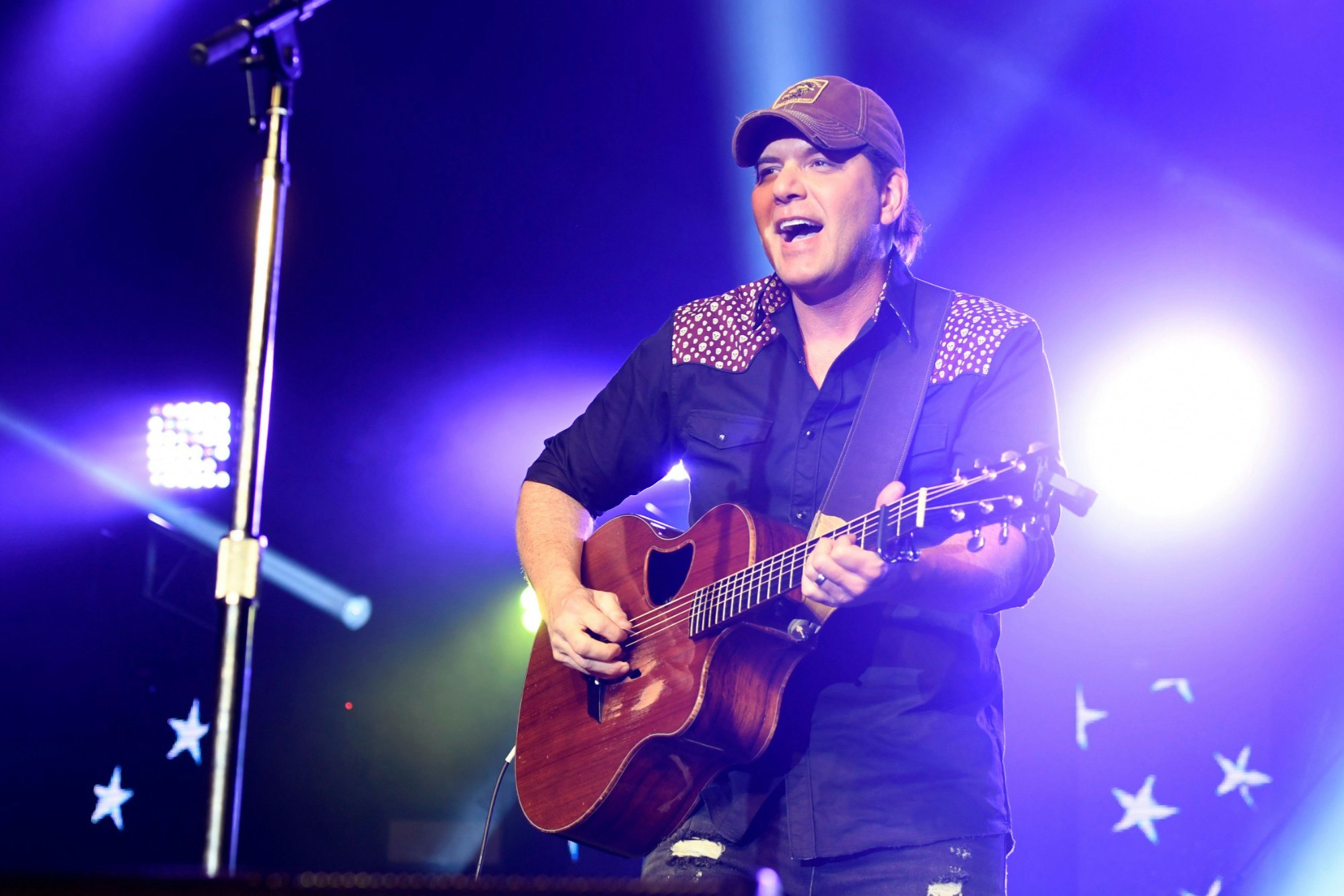 Rodney Atkins performing on stage