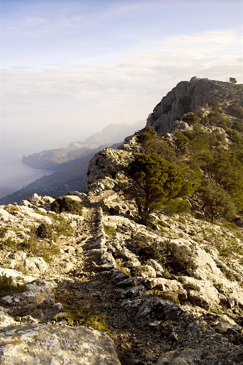 Besparing produceren Religieus Going solo on Mallorca's high trails - Lonely Planet